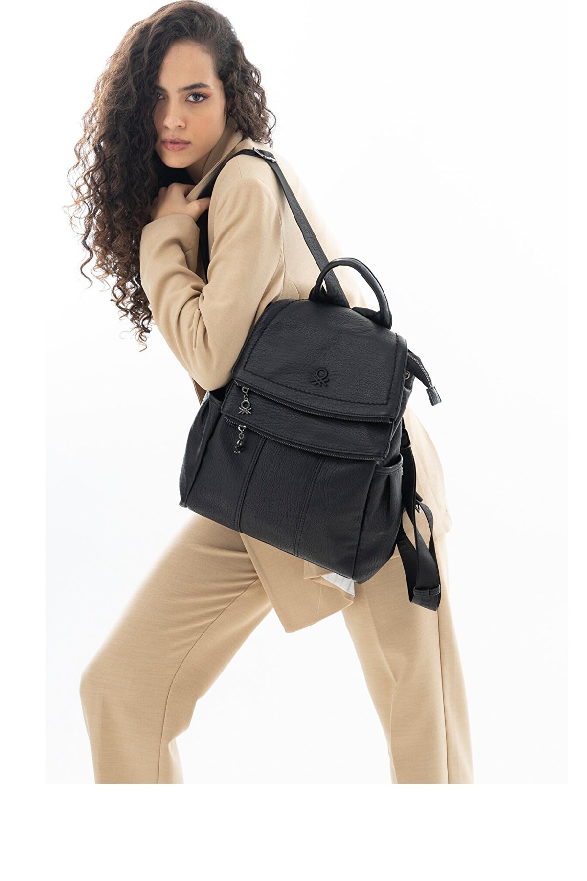 Benetton Bayan Sırt Çantası BNT516 Siyah
