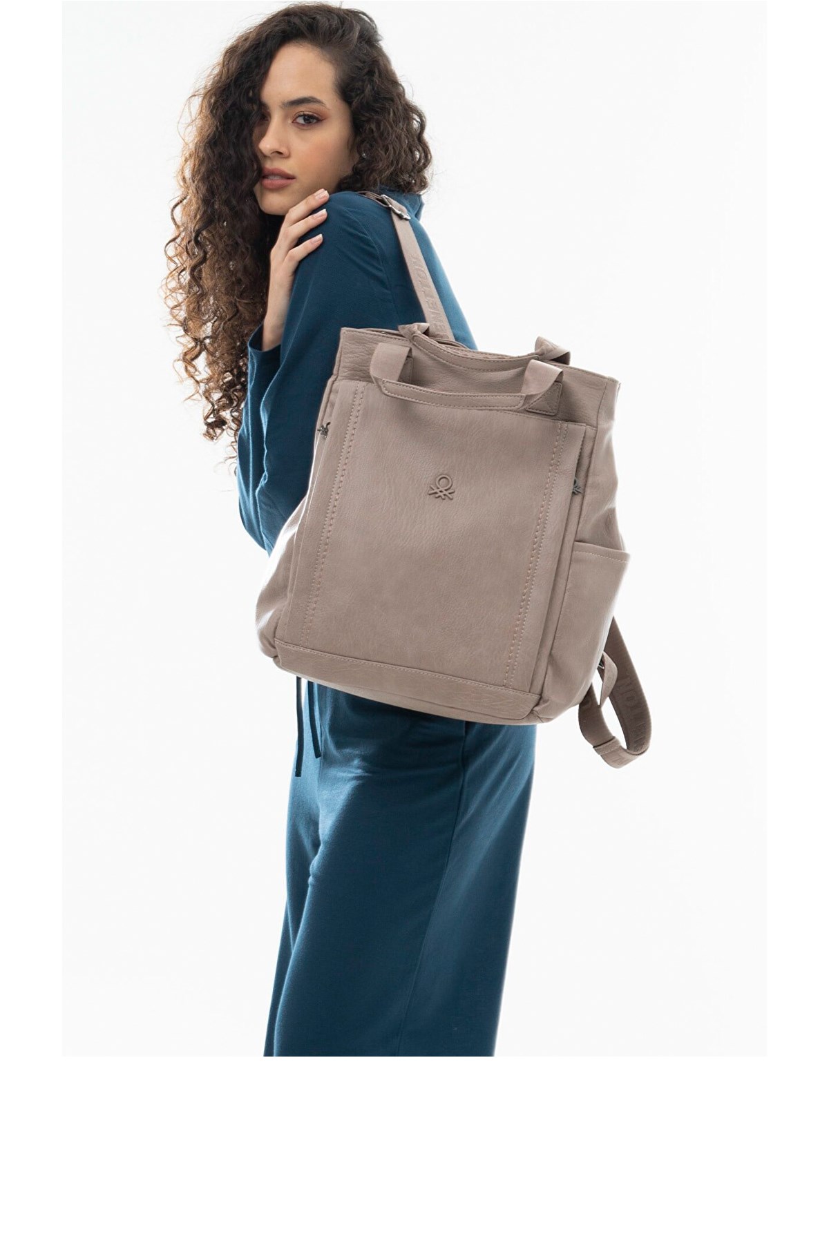 Benetton Bayan Sırt Çantası BNT524 Vizon