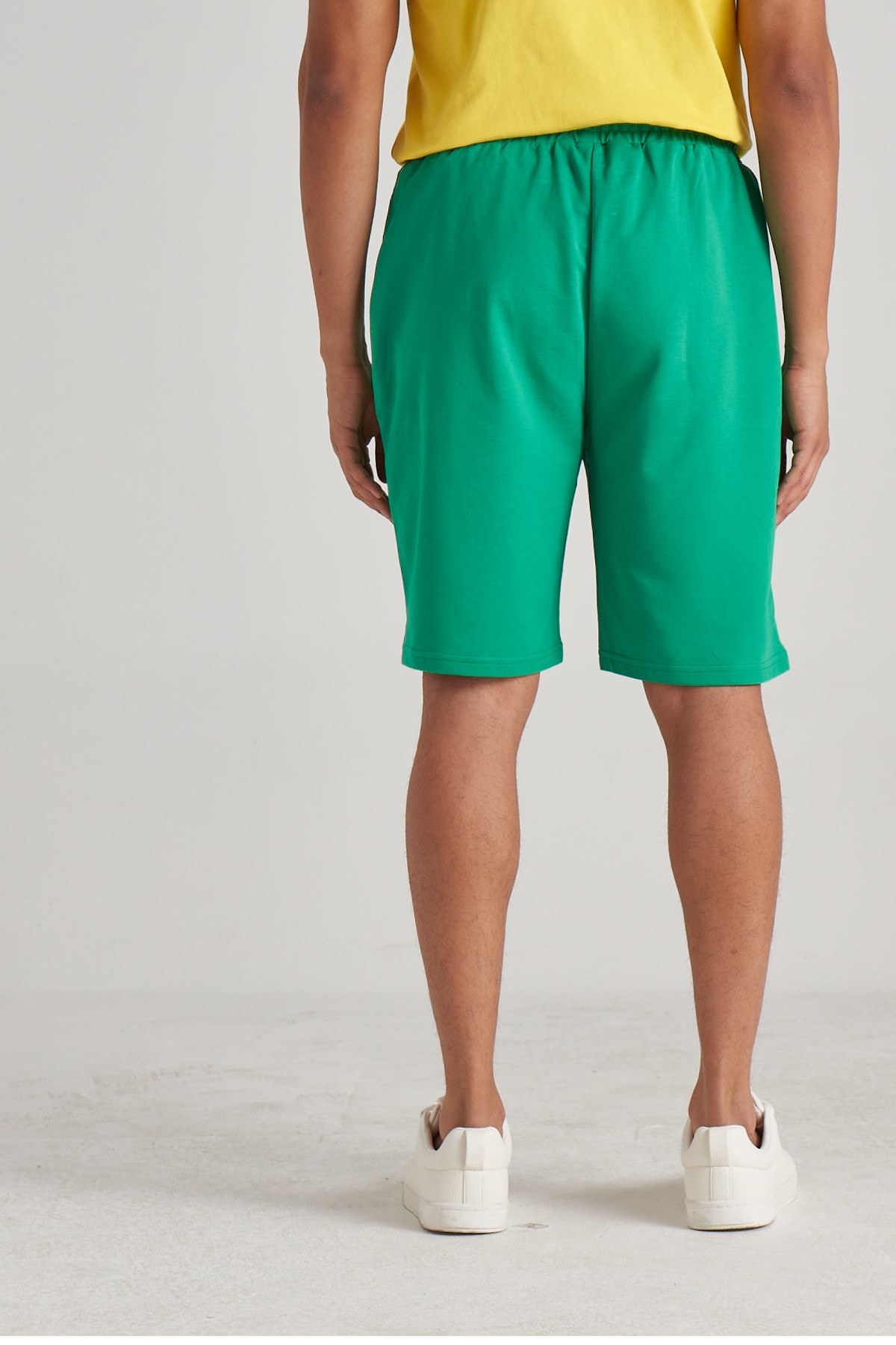 Benetton Erkek Şort BNT-M086 BOTTOM Yeşil