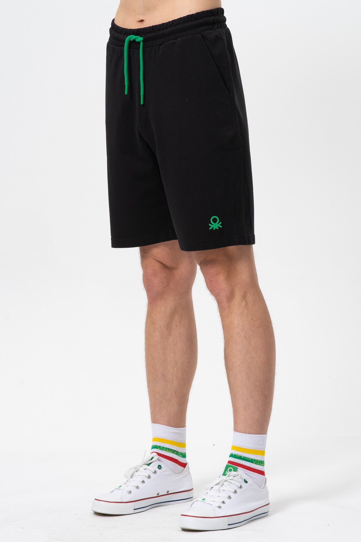 Benetton Erkek Şort BNT-M086 B-R Siyah
