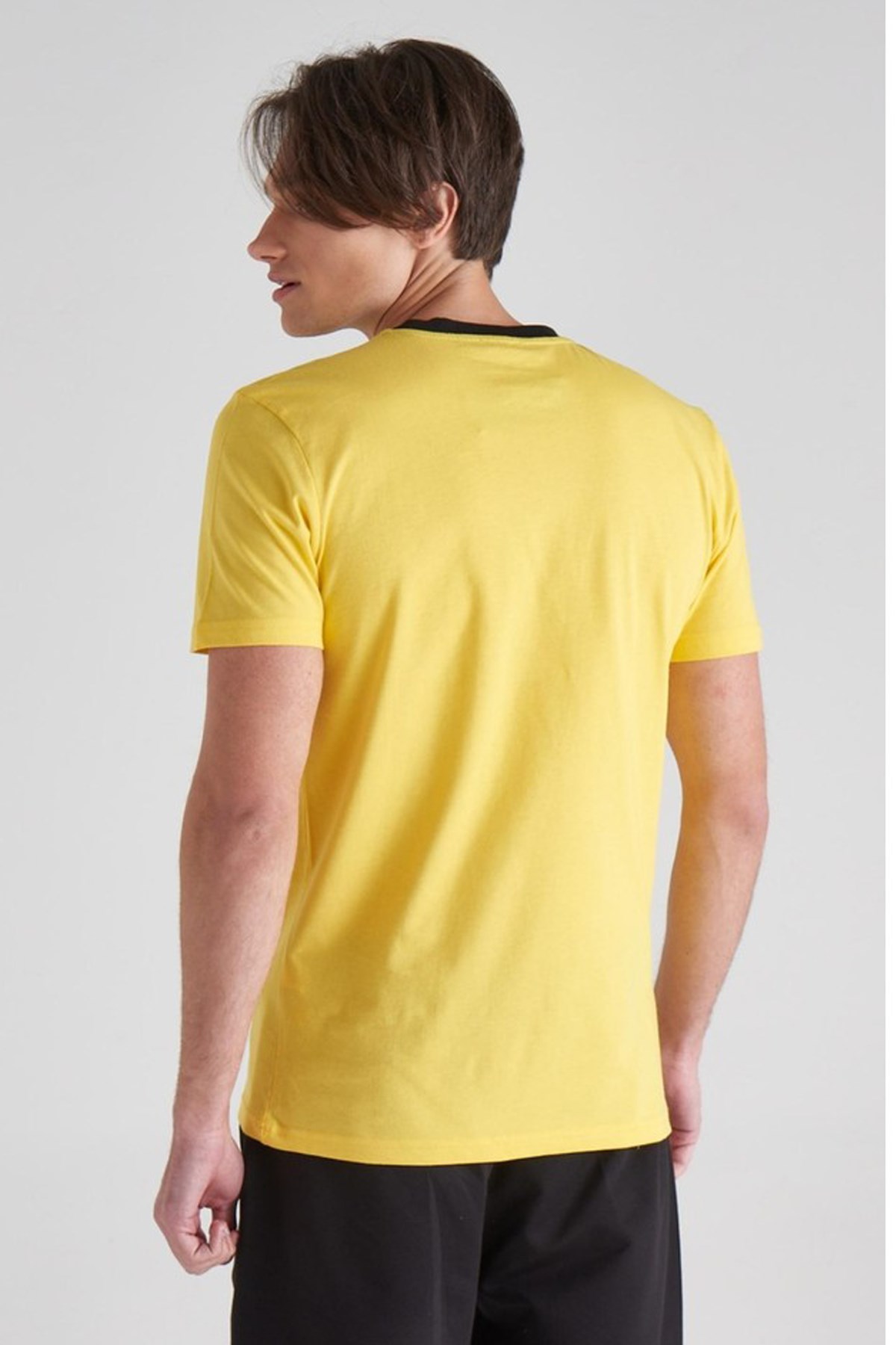 Benetton Erkek Tişört BNT-M106 TOP Sarı
