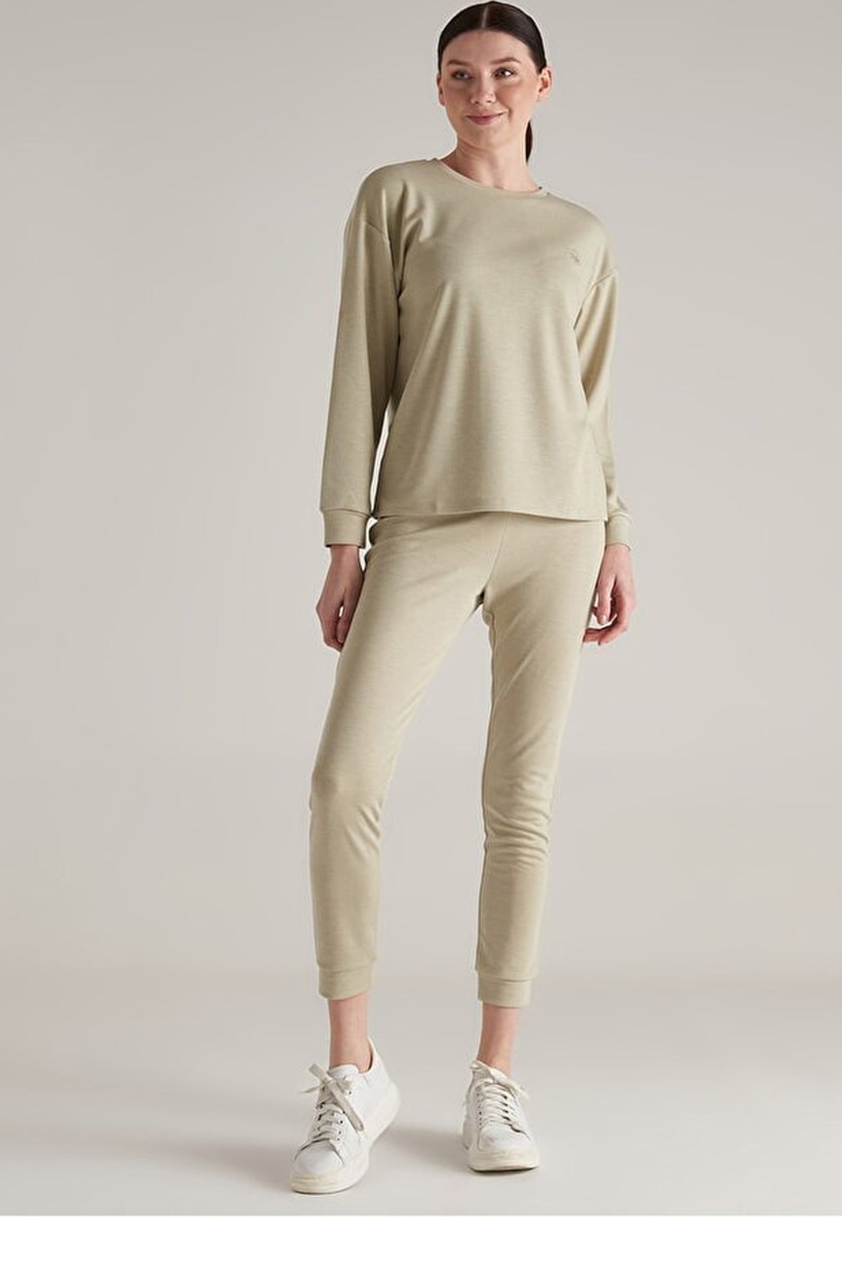 Benetton Kadın Sweatshirt BNT-W045 TOP Yeşil