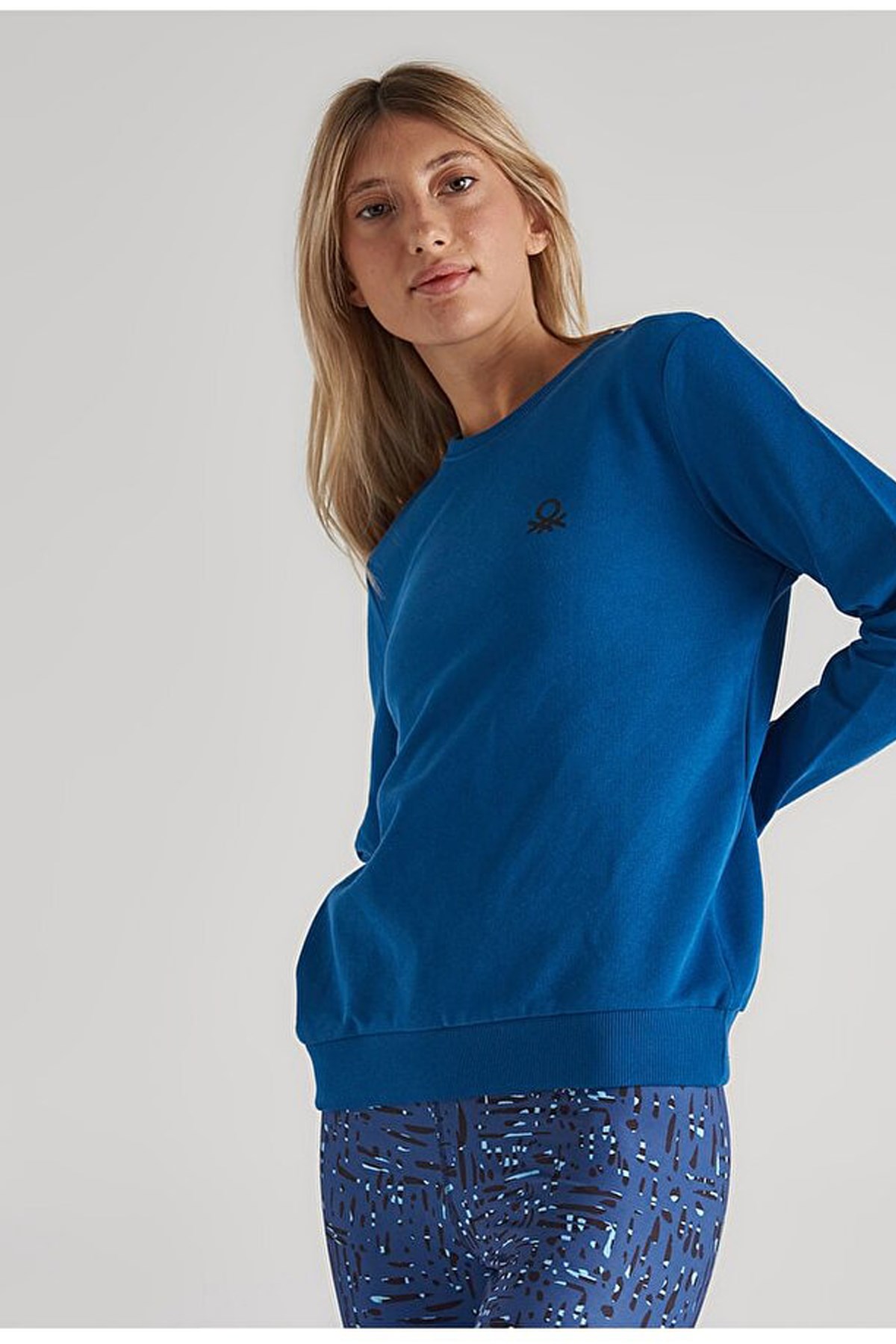 Benetton Kadın Sweatshirt BNT-W20051 Mavi