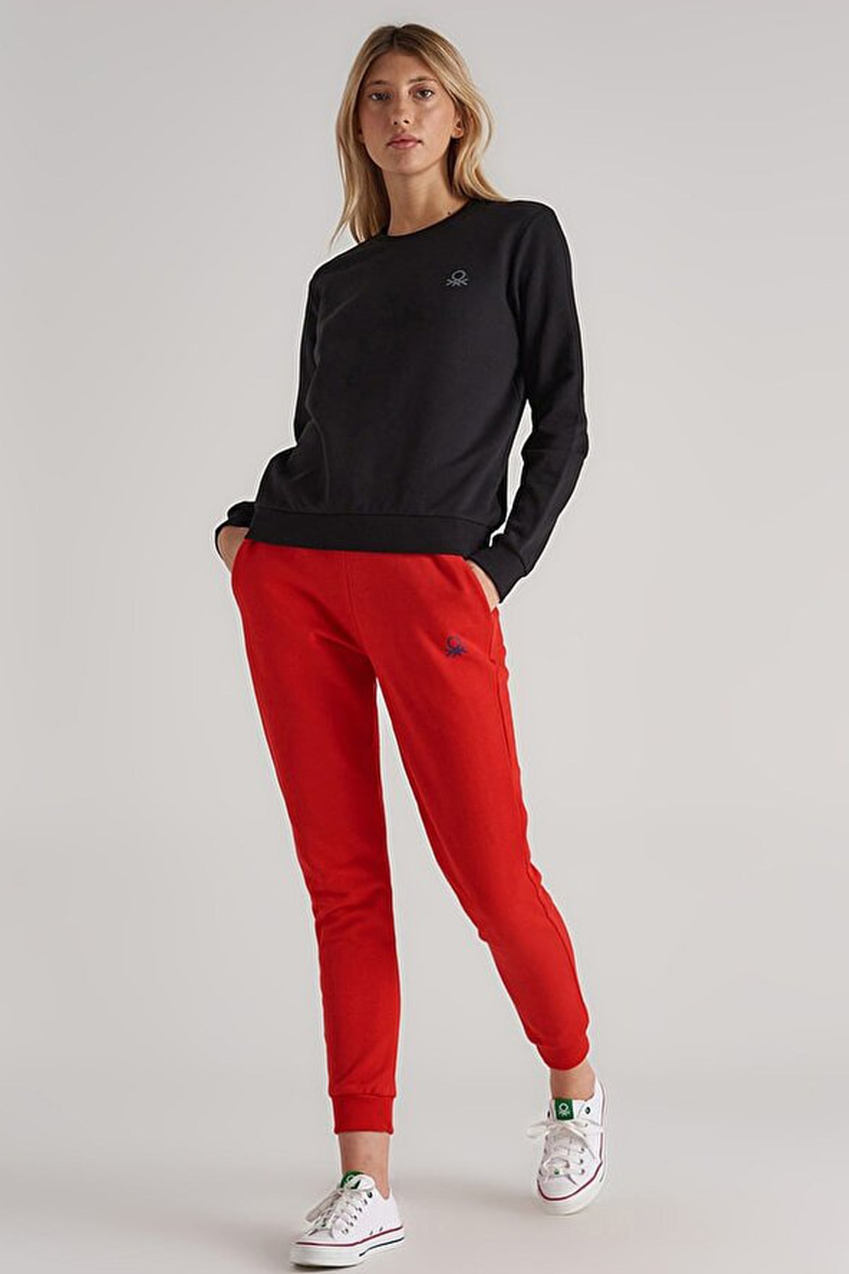 Benetton Kadın Sweatshirt BNT-W20051 Siyah