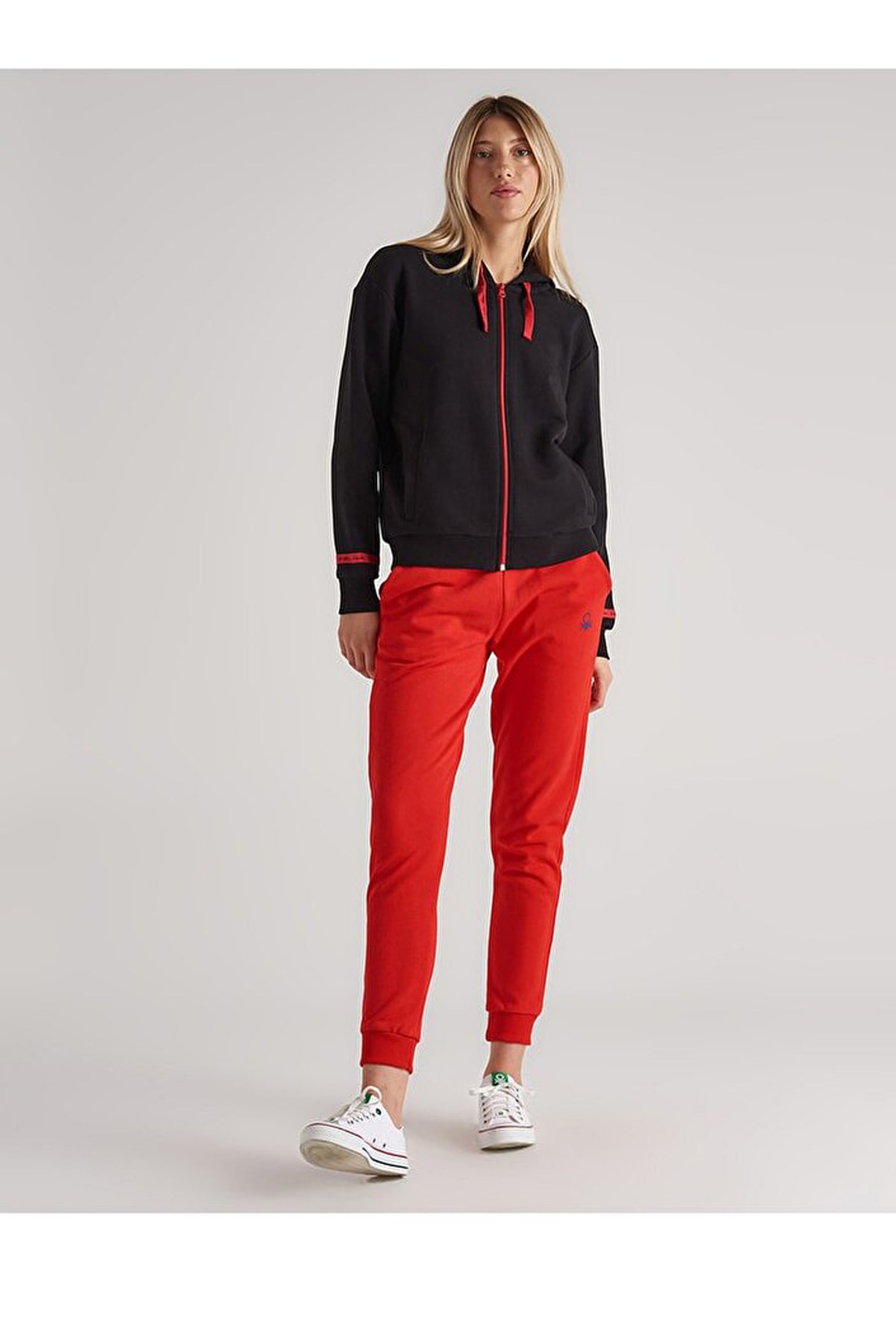 Benetton Kadın Sweatshirt BNT-W20195 Siyah