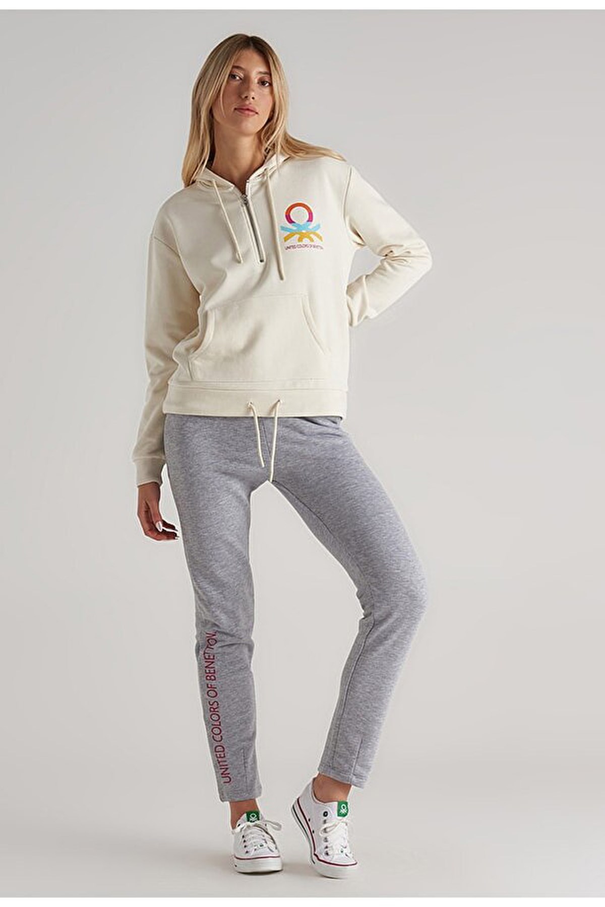 Benetton Kadın Sweatshirt BNT-W20207 Beyaz