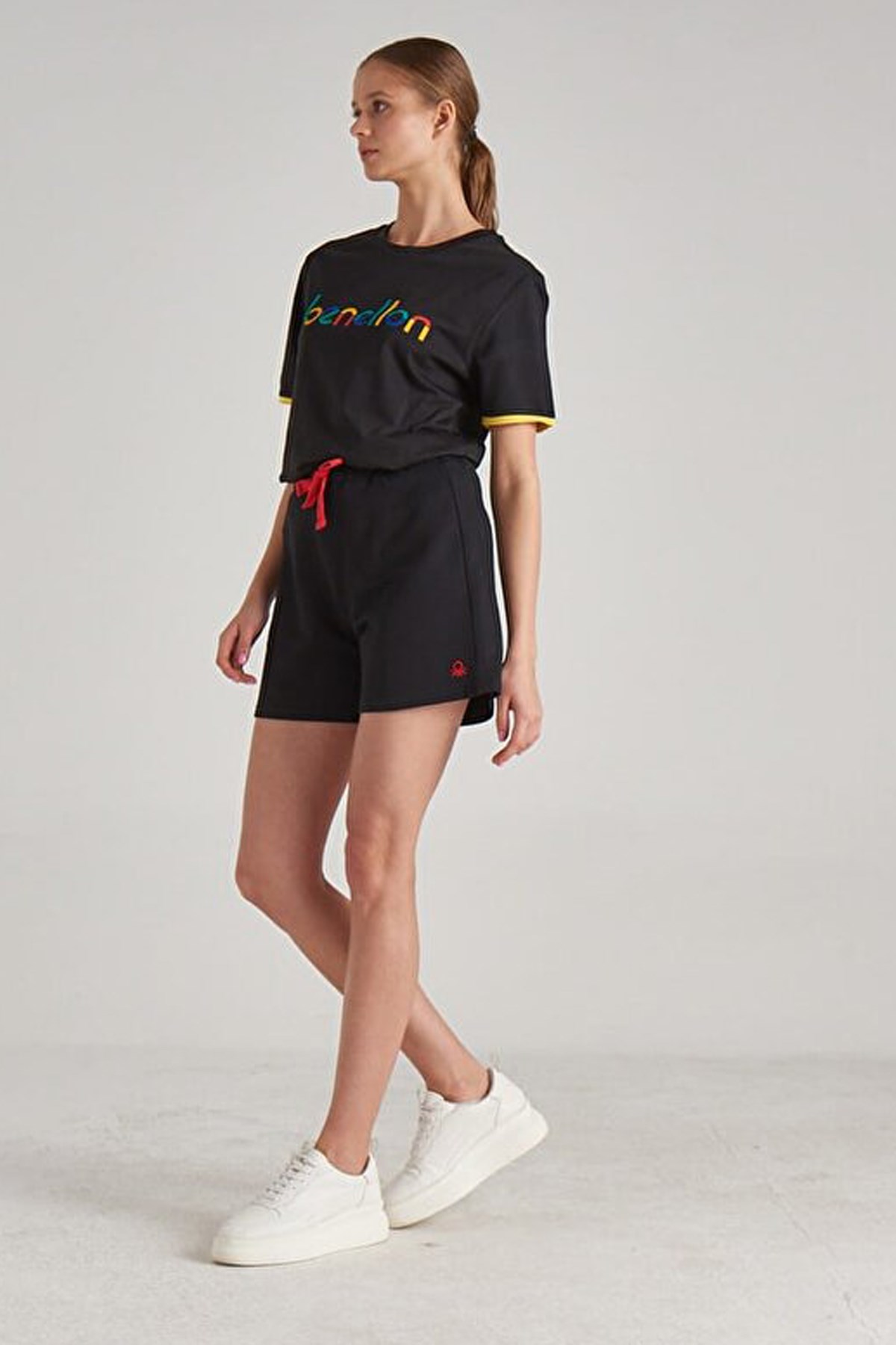 Benetton Kadın Spor Şort BNT-W259 BOTTOM Siyah