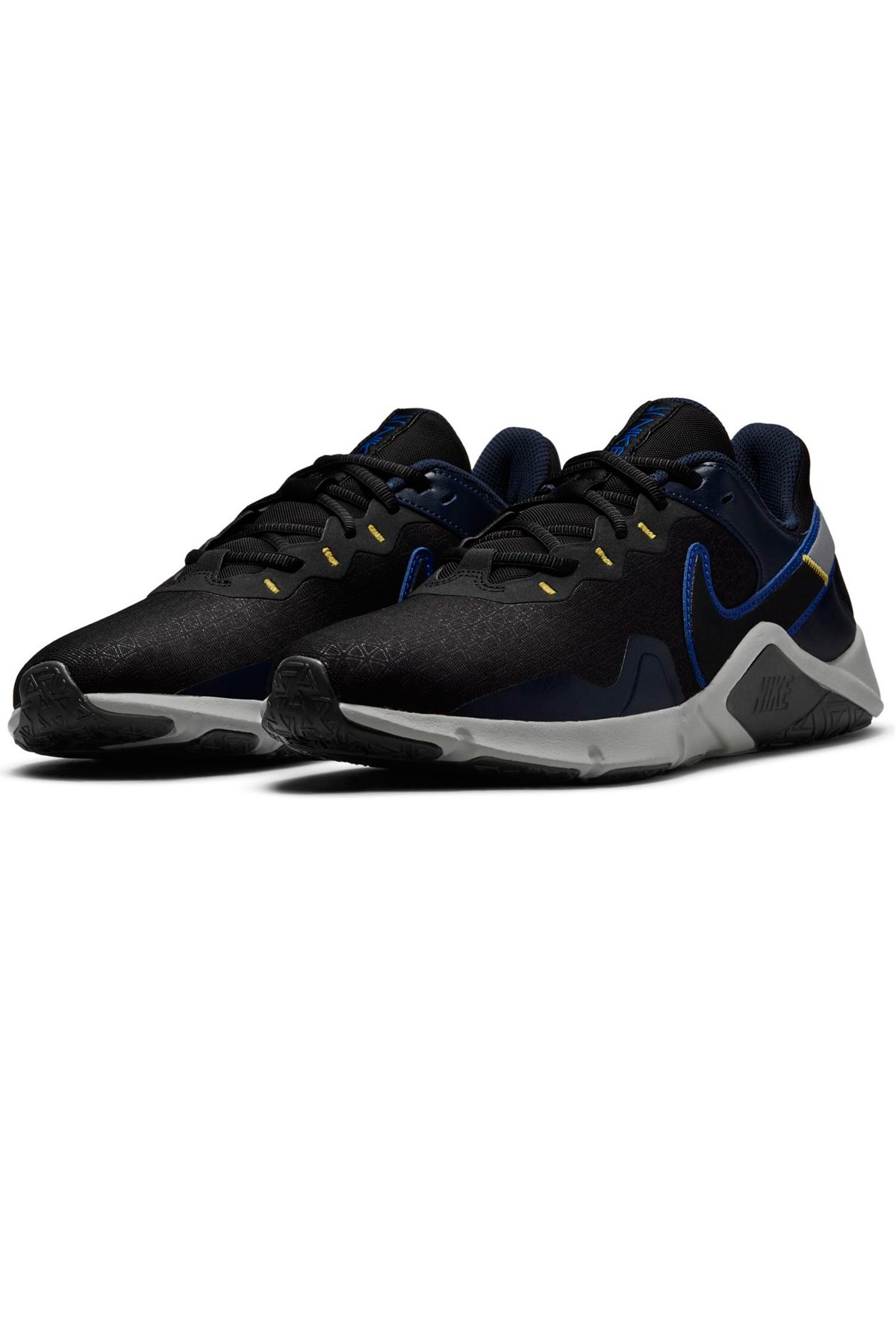 Nike Legend Esential 2 Erkek Antreman Ayakkabı CQ9356-034 Siyah