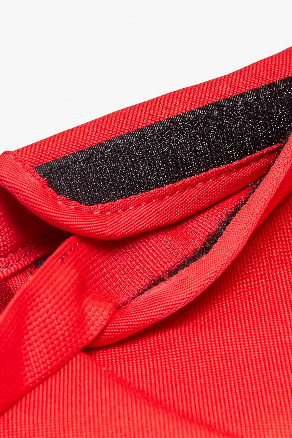 Nike Academy Team Football L Unisex Spor Çantası CU8089-657 Kırmızı