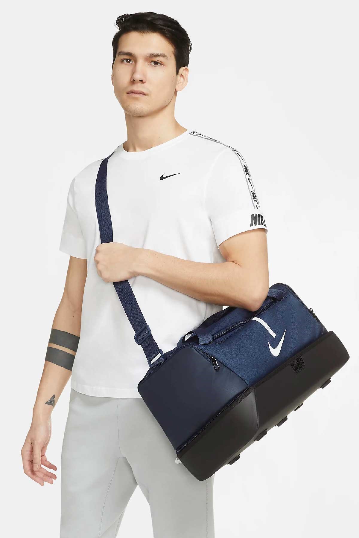 Nike Acdmy Team Spor Çantası CU8096-410 Lacivert