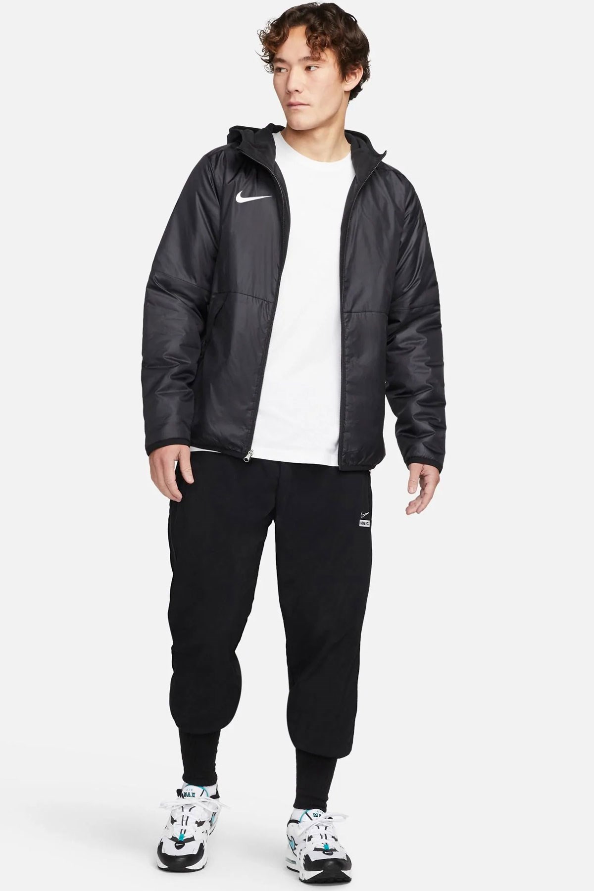 Nike Therma Repel Park Erkek Ceket CW6157-010 Siyah