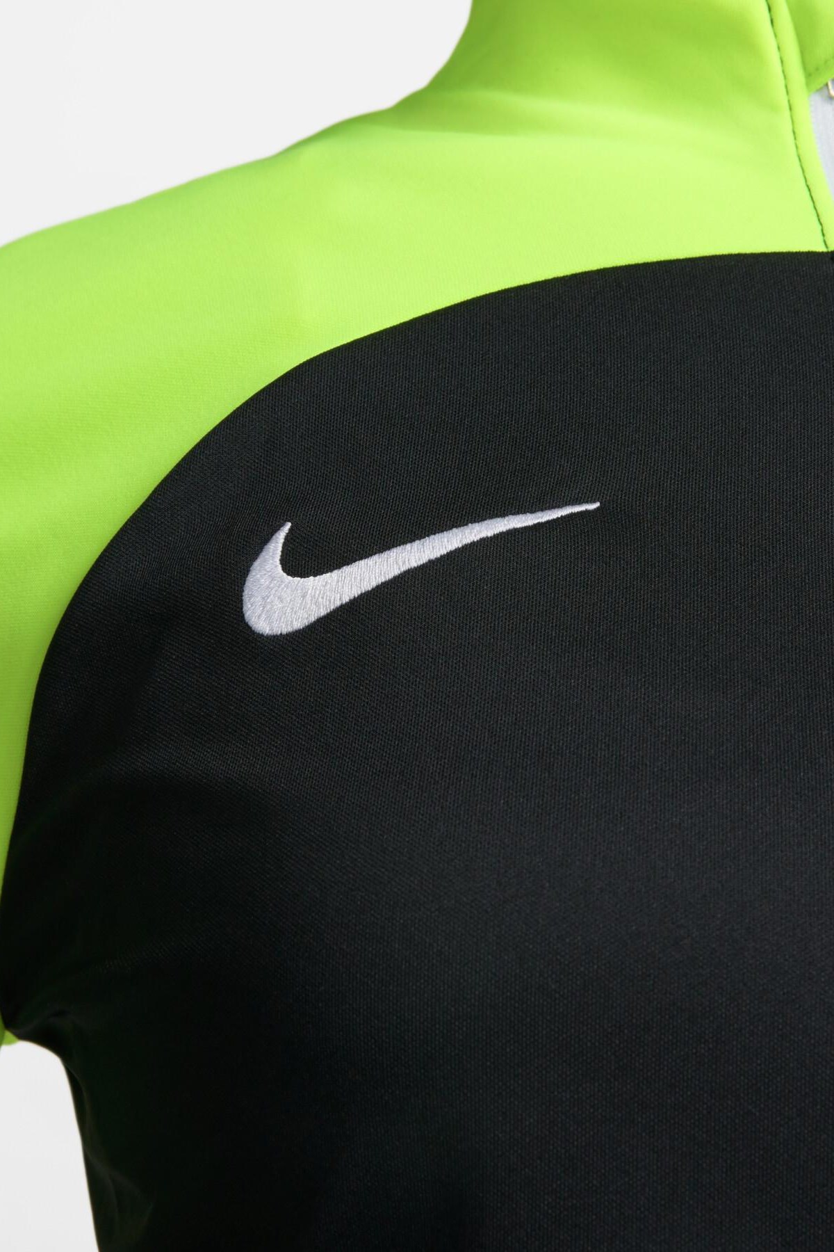 Nike Dri-FiT Academy Pro Kadın Sweatshirt DH9250-010 Siyah