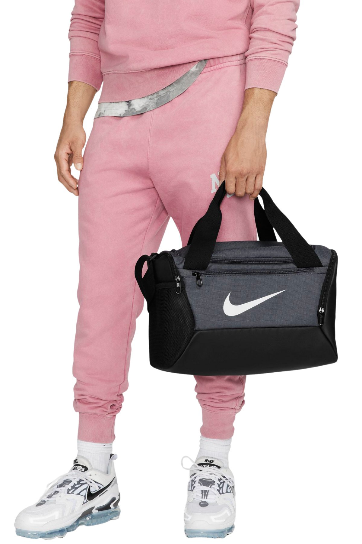 Nike Brasilia 9.5 Antreman Çantası DM3977-026 Yeşil