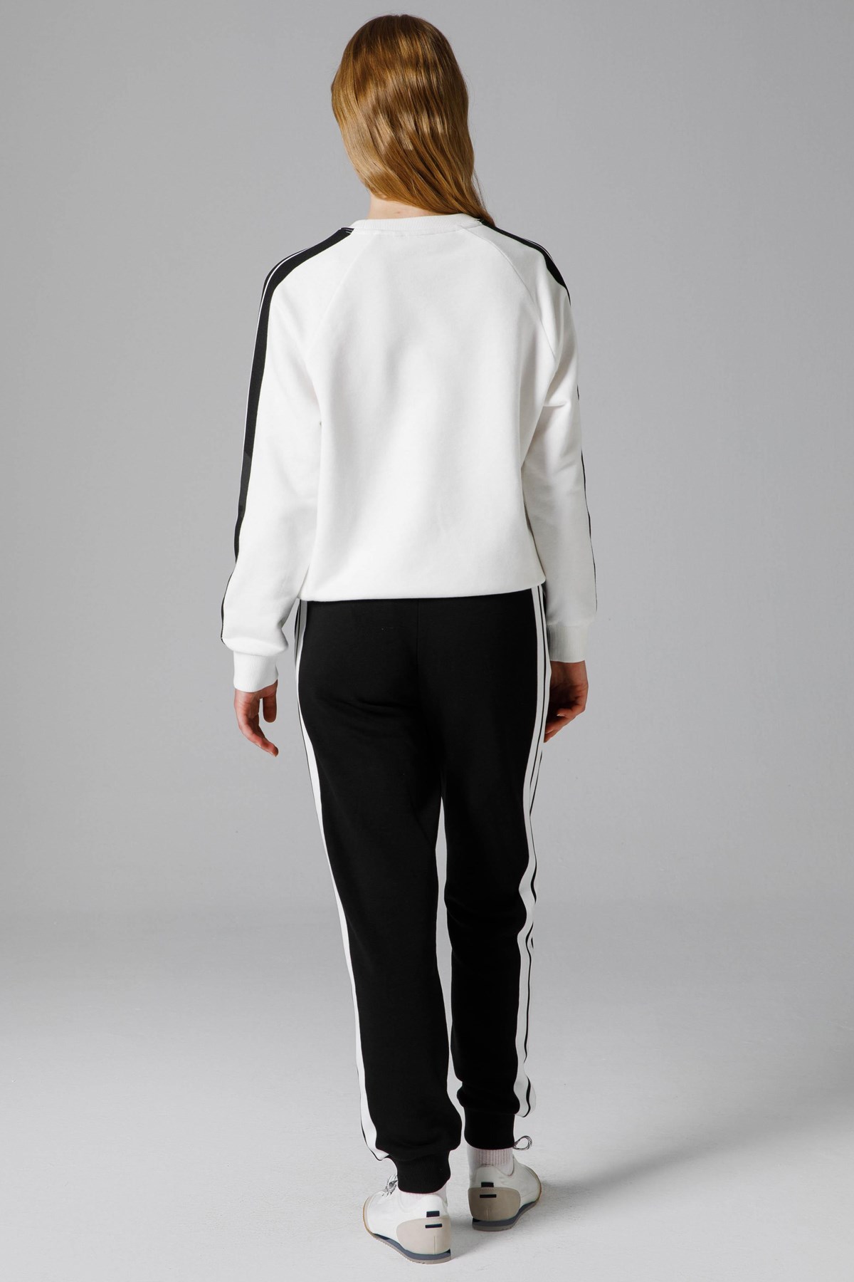 Ellesse Kadın Sweatshirt EF168-OF Beyaz