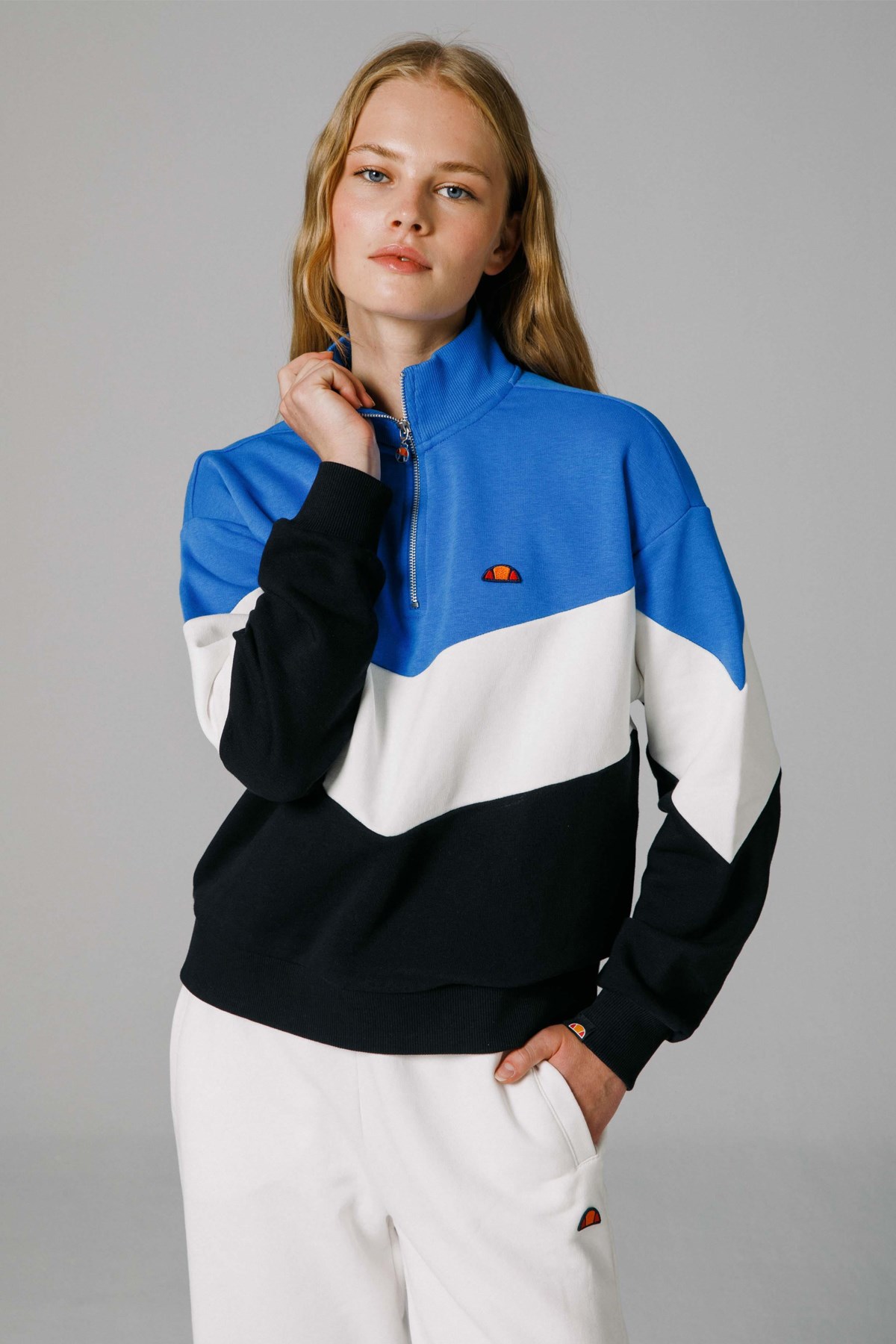 Ellesse Kadın Yarım Fermuarlı Sweatshirt EF176-BK Siyah