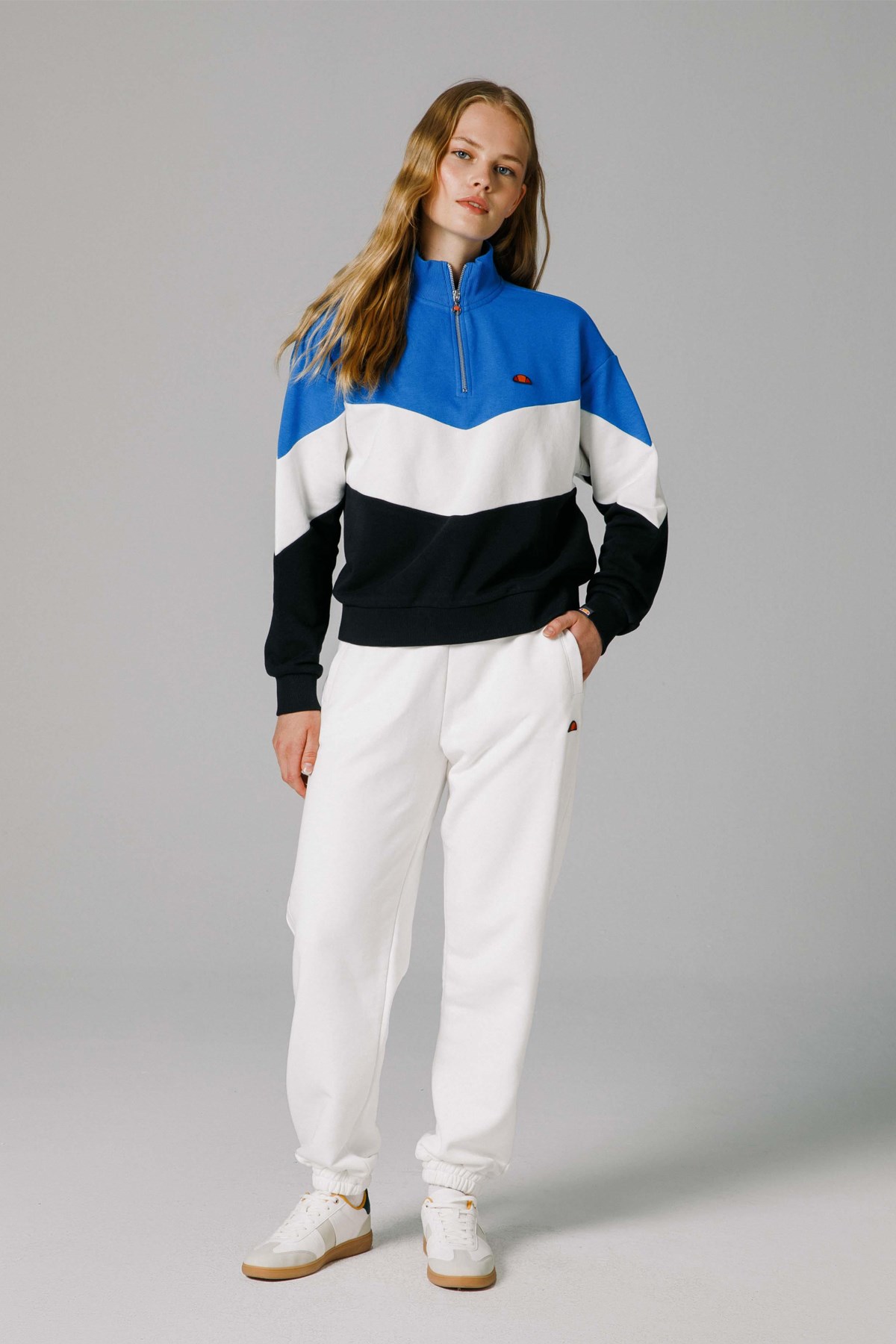 Ellesse Kadın Yarım Fermuarlı Sweatshirt EF176-BK Siyah