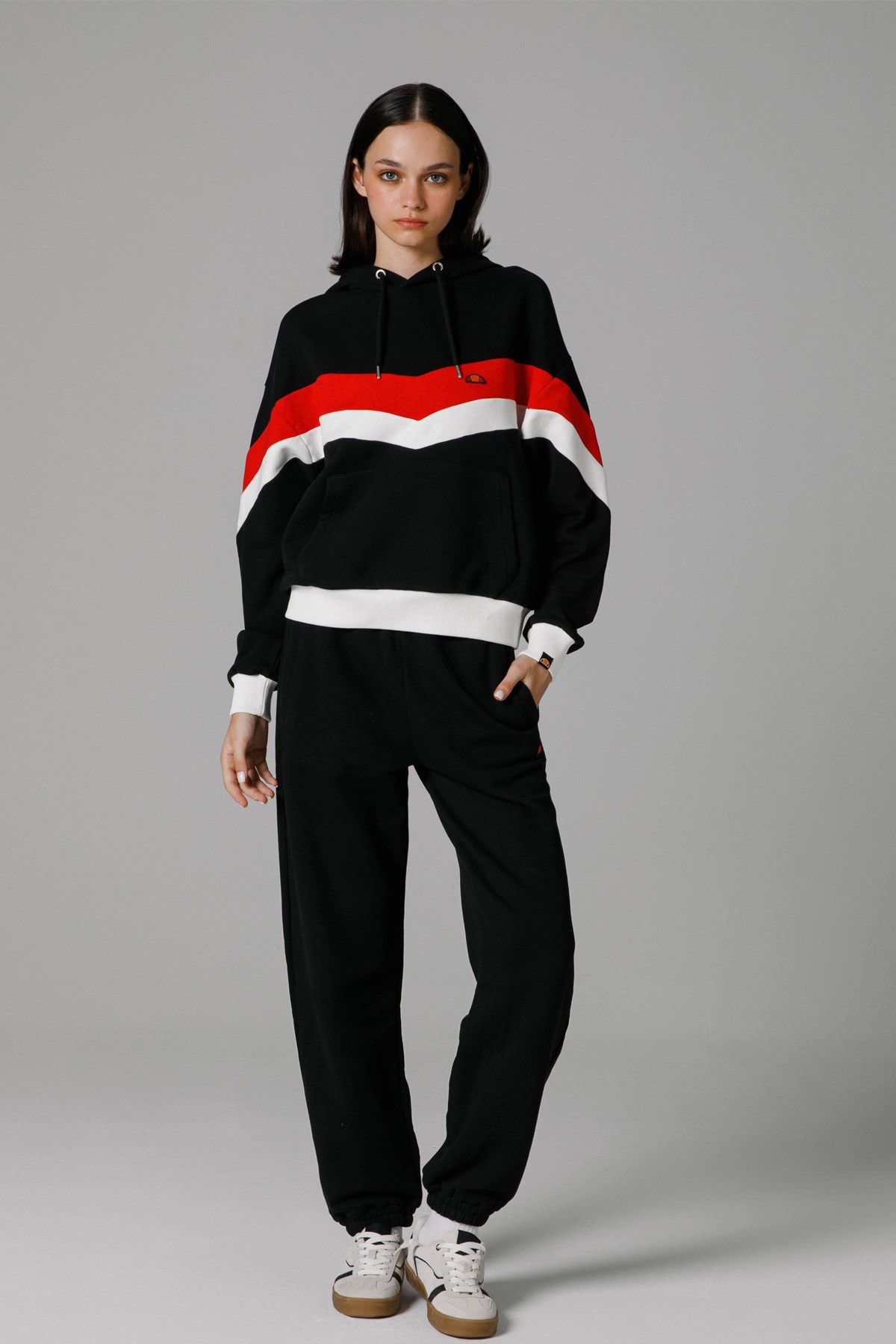 Ellesse Kadın Sweatshirt EF178-BK Siyah