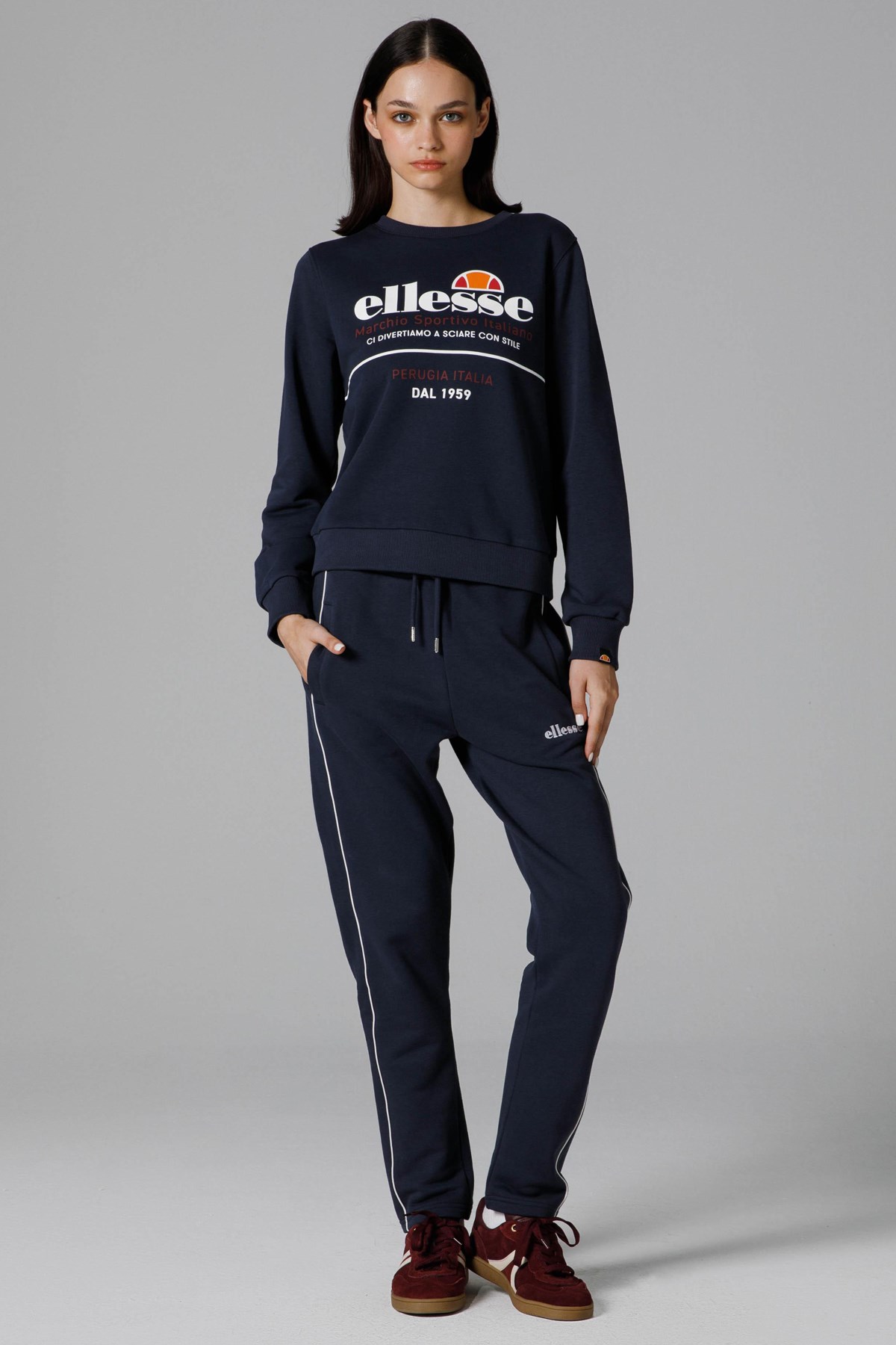 Ellesse Kadın Sweatshirt EF180-NV Lacivert