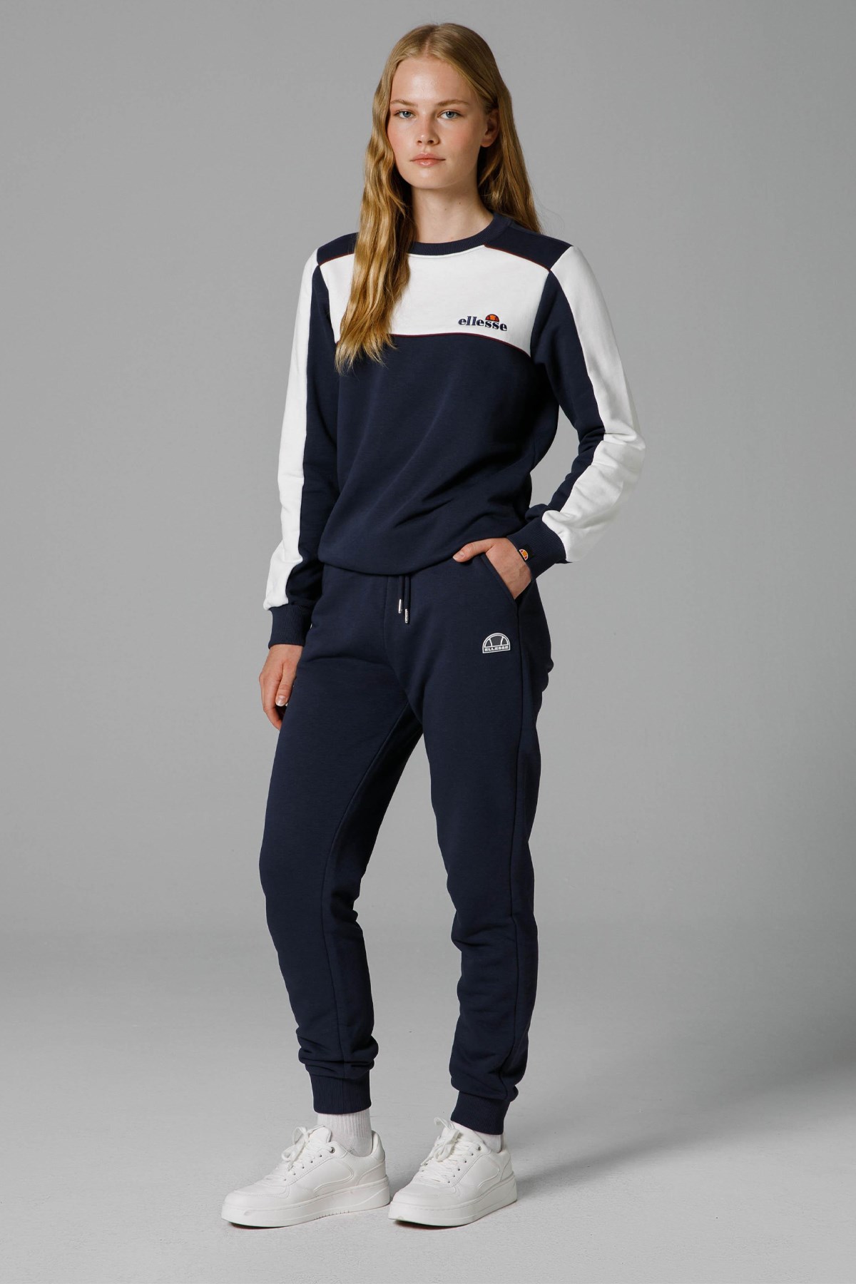 Ellesse KADiN Sweatshirt EF183-NV Lacivert