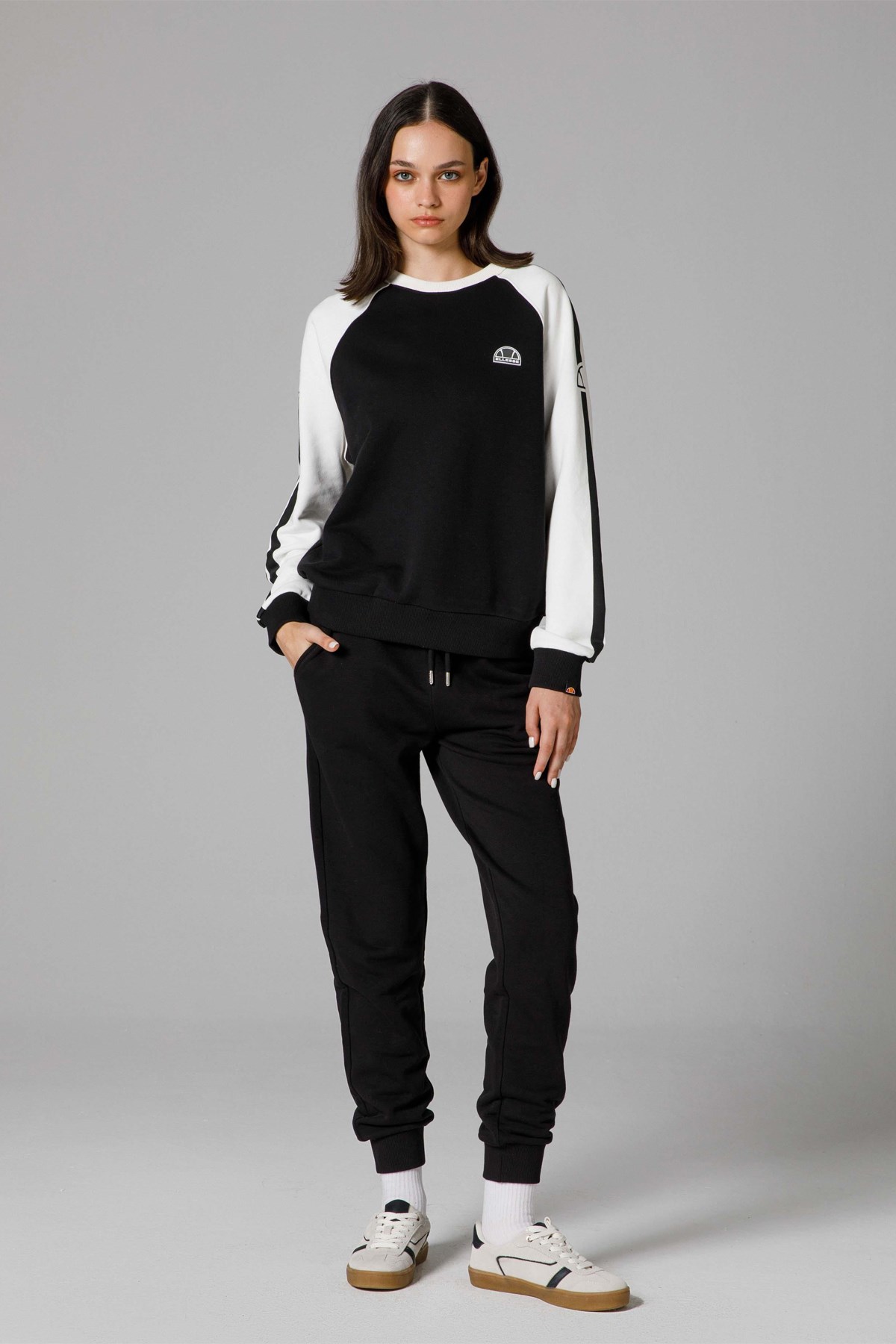 Ellesse Kadın Sweatshirt EF197-BK Siyah
