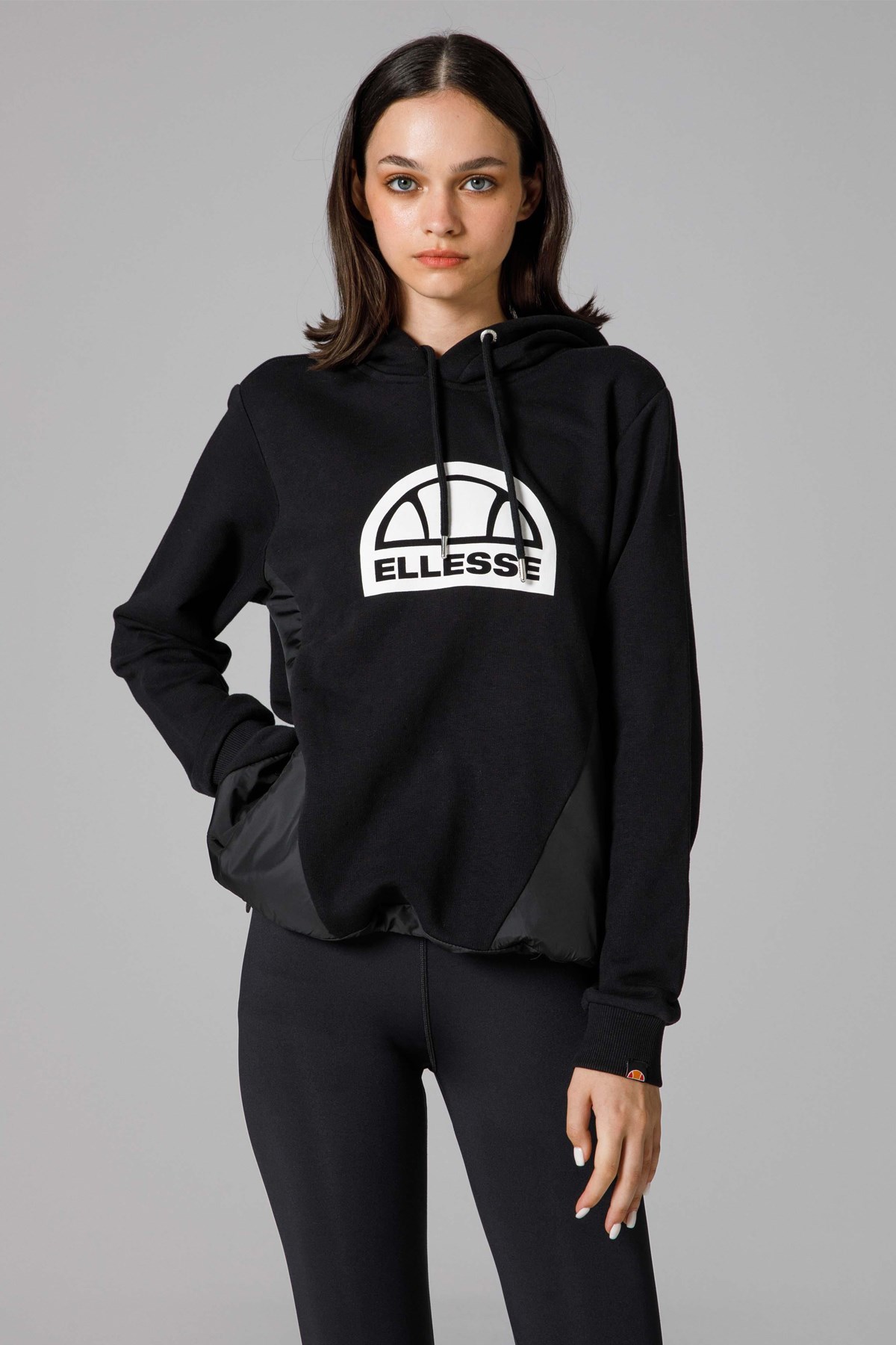 Ellesse Kadın Sweatshirt EF201-BK Siyah