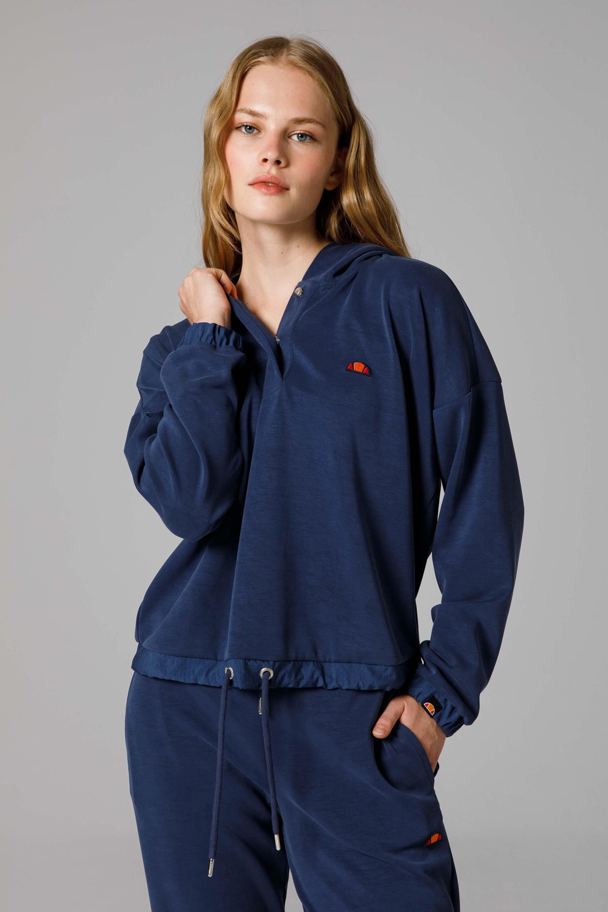 Ellesse Kadın Kapüşonlu Sweatshirt EF209-NV Lacivert