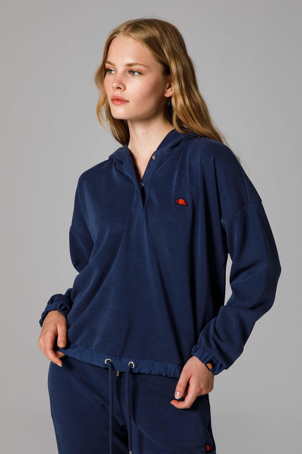 Ellesse Kadın Kapüşonlu Sweatshirt EF209-NV Lacivert