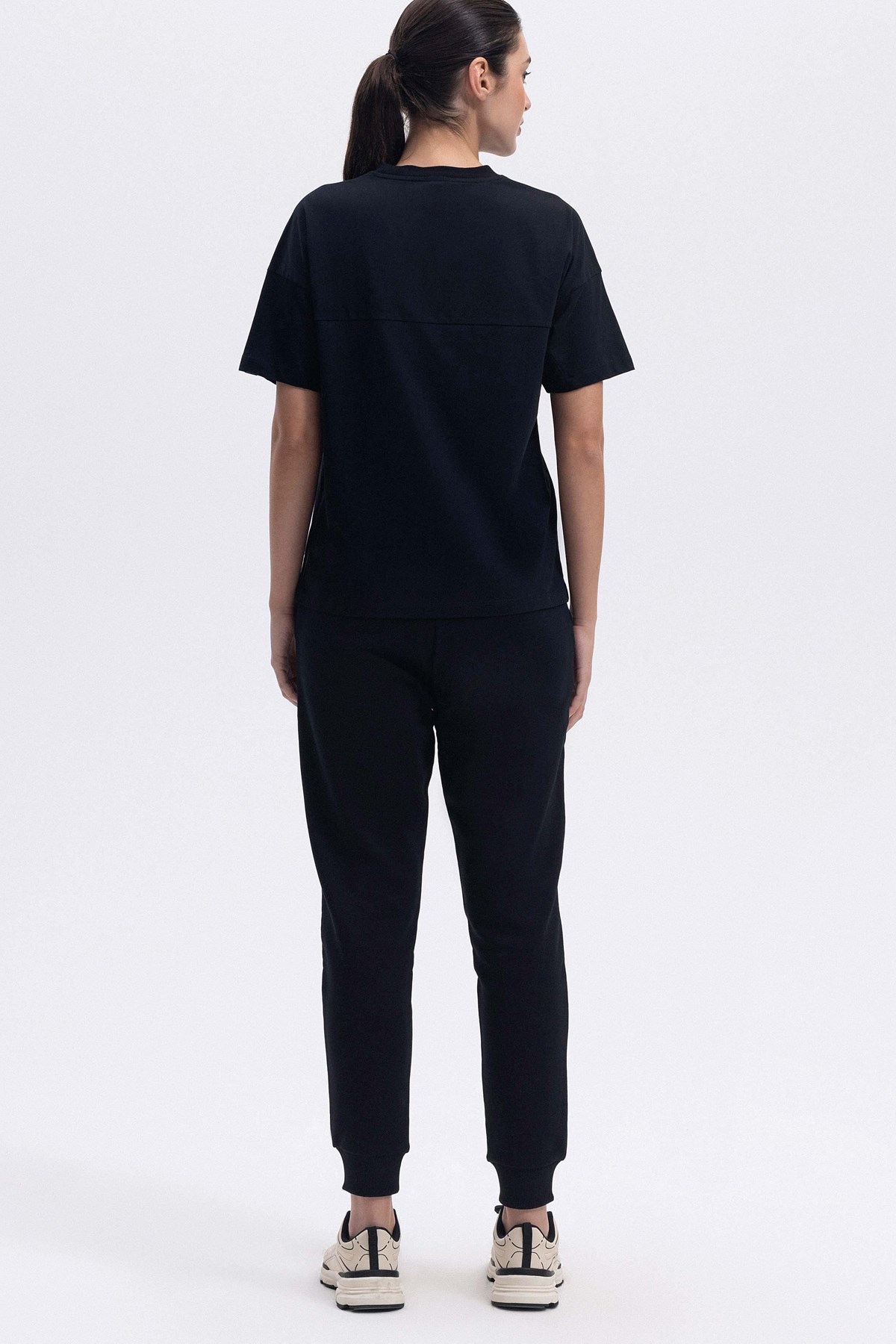 Ellesse Kadın Tişört Ef394-Bk Siyah