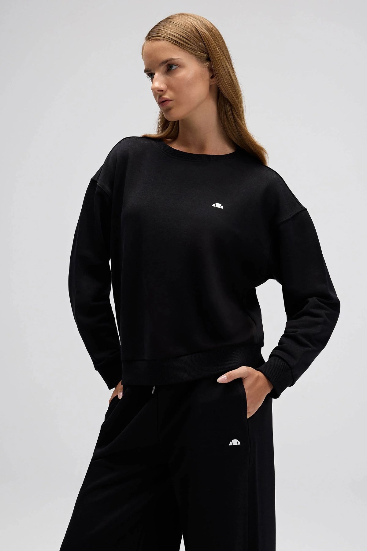 Ellesse Kadın Sweatshirt EF527-BK Siyah