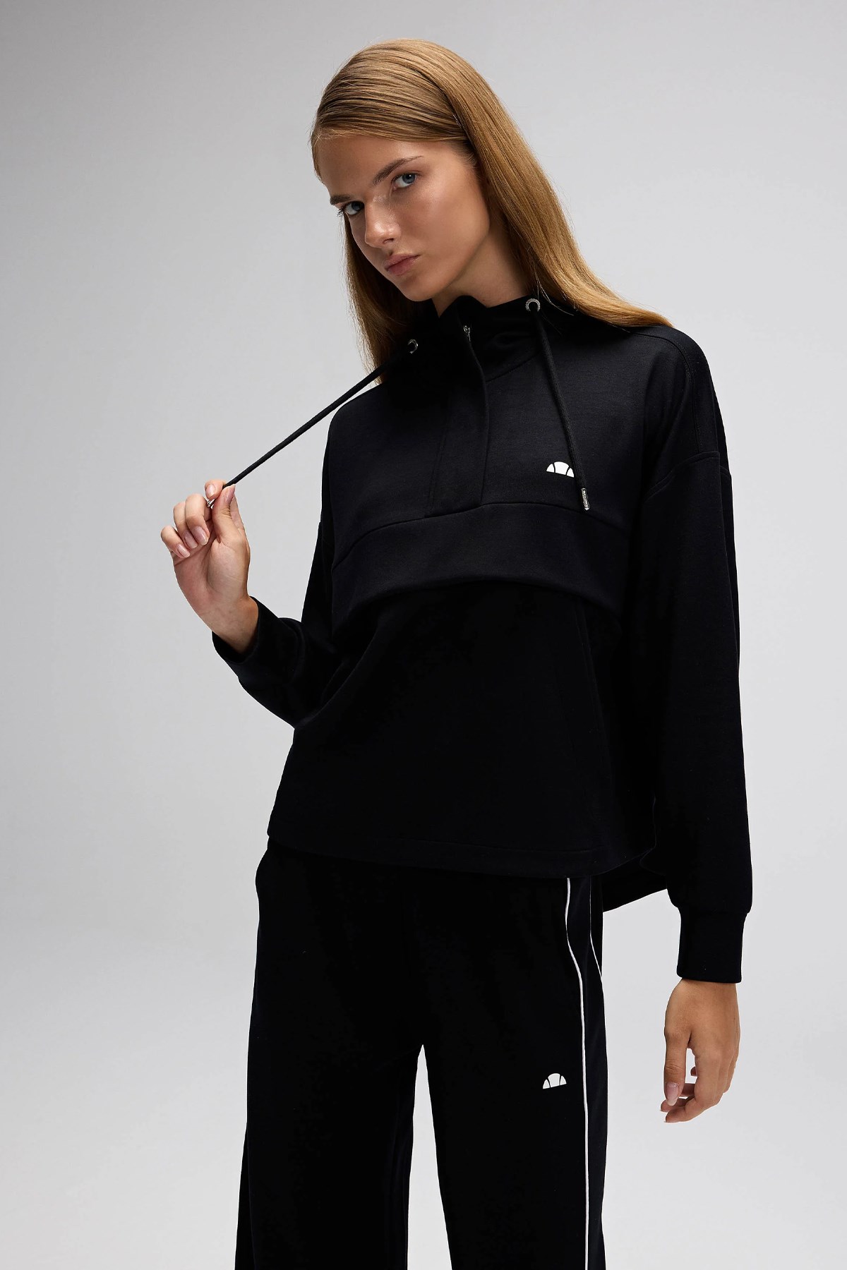 Ellesse Kadın Sweatshirt EF551-BK Siyah