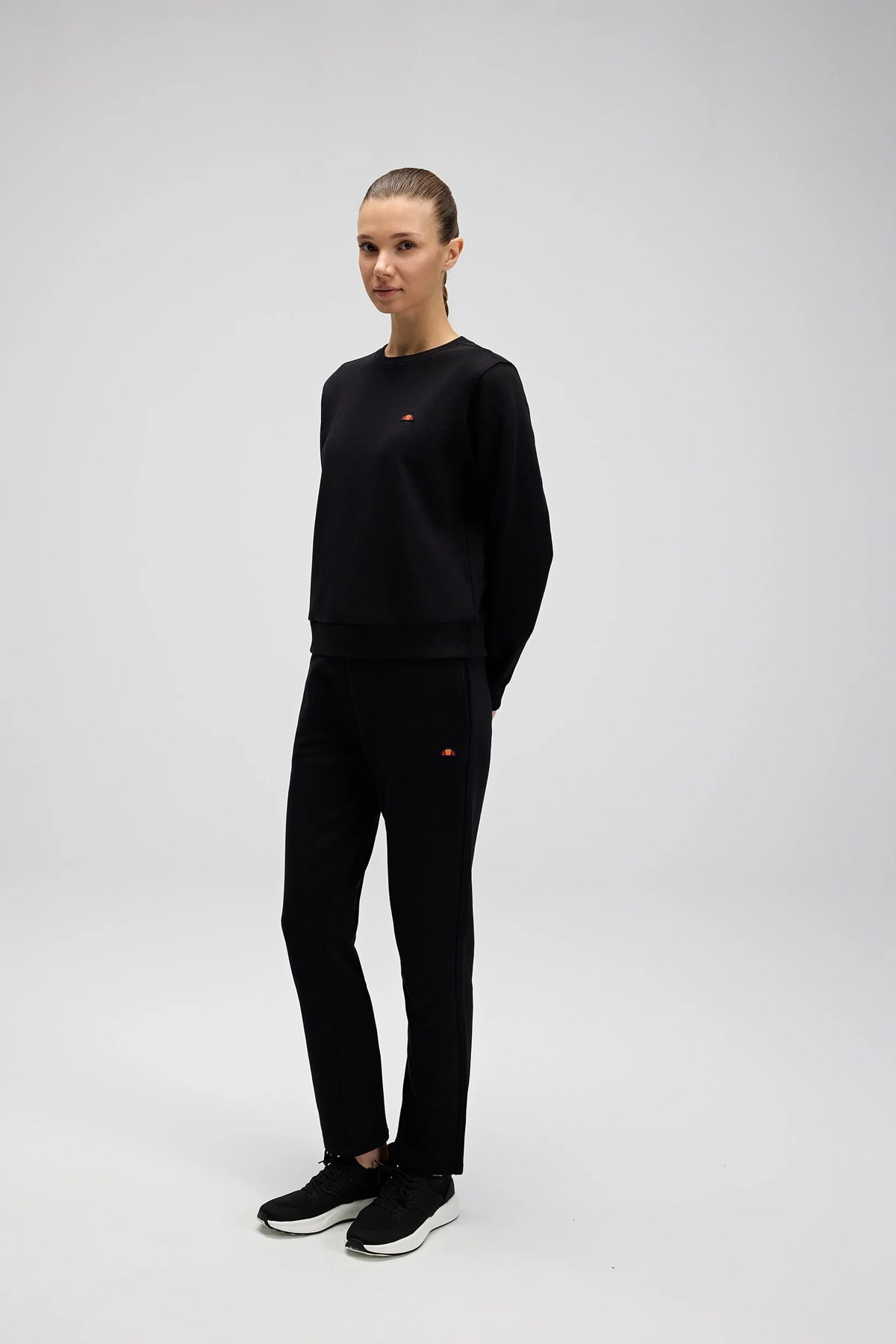 Ellesse Kadın Sweatshirt EF553-BK Siyah