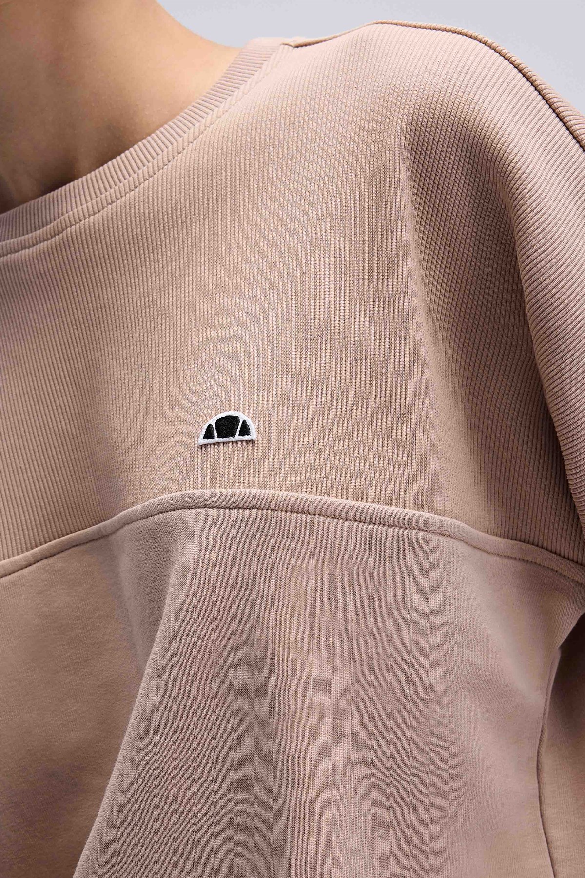 Ellesse Kadın Sweatshirt EF567-BG Bej