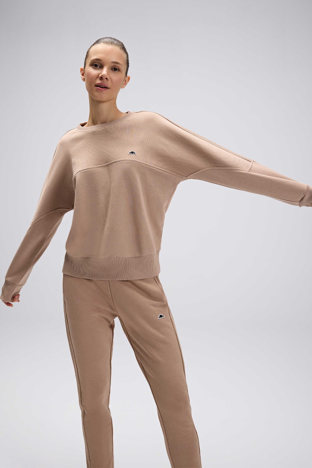 Ellesse Kadın Sweatshirt EF567-BG Bej