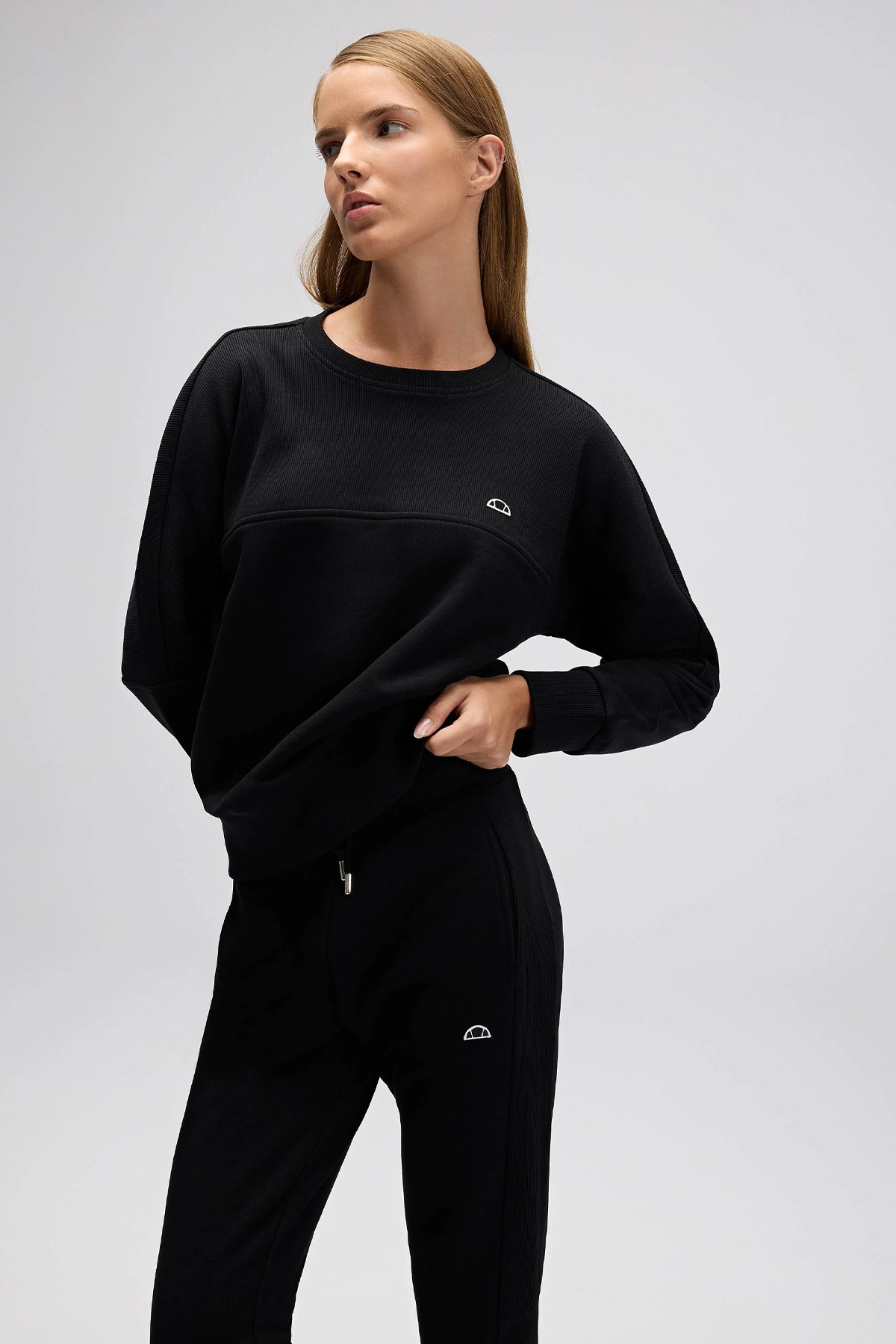 Ellesse Kadın Sweatshirt EF567-BK Siyah