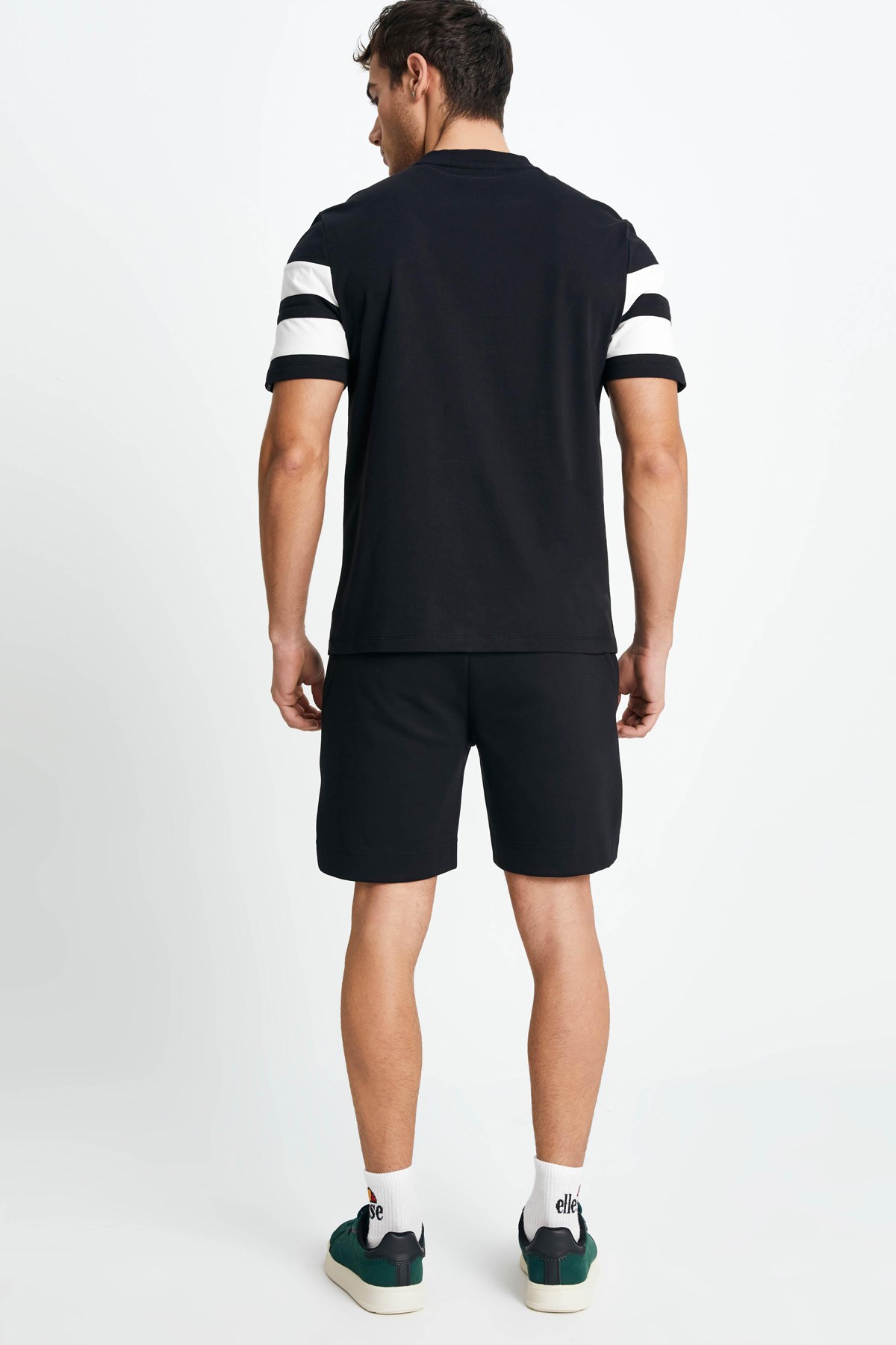 Ellesse Erkek Tişört Em125-Bk Siyah