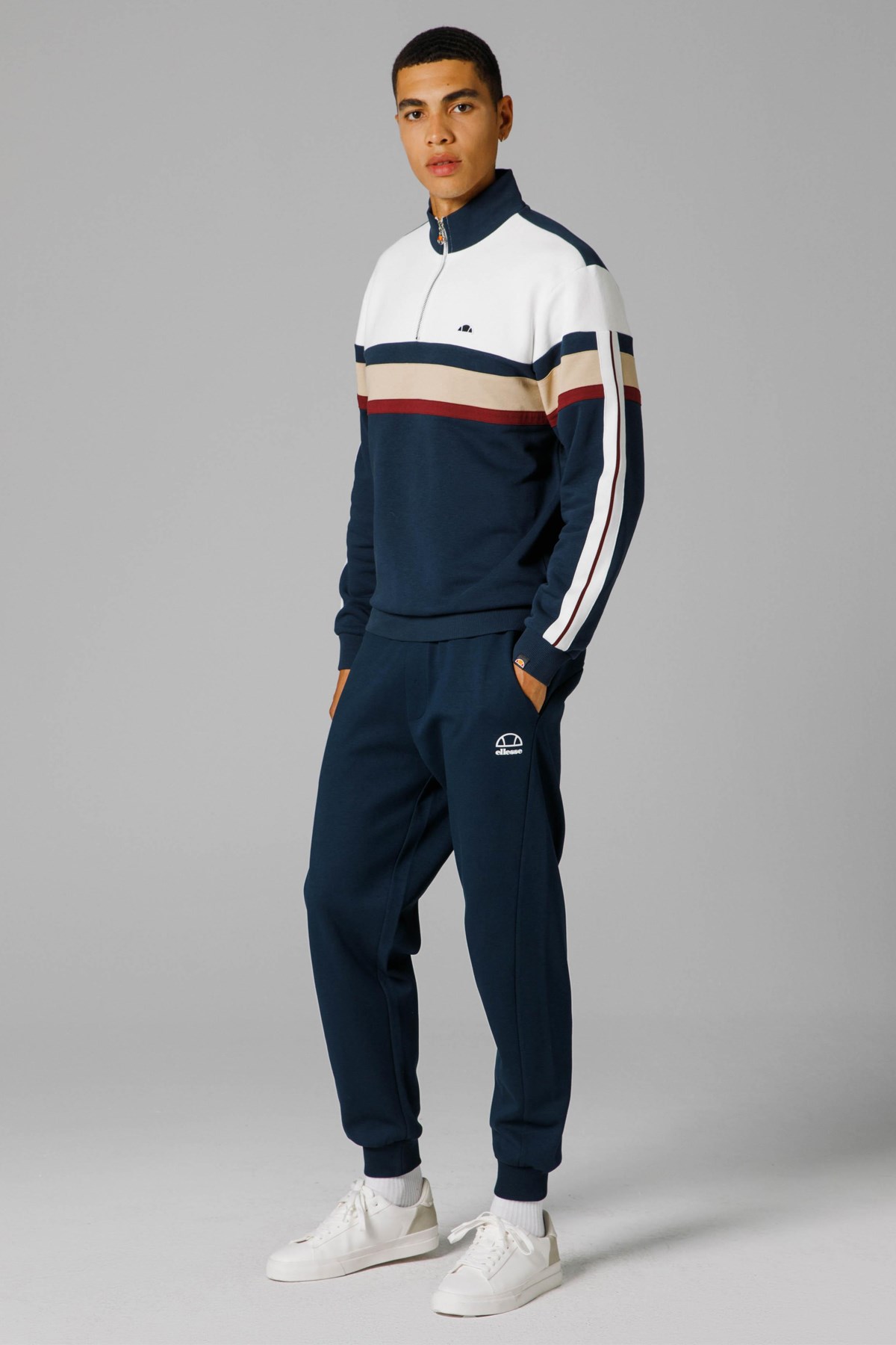 Ellesse Erkek Sweatshirt EM215-NV Lacivert