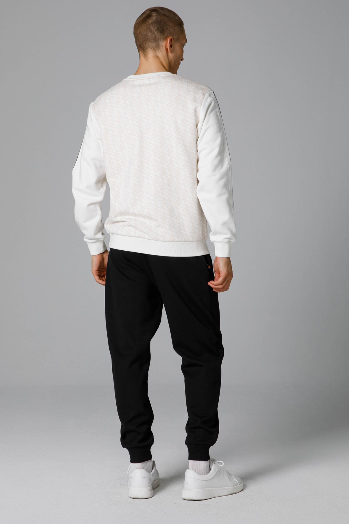 Ellesse Erkek Sweatshirt EM229-OF Beyaz
