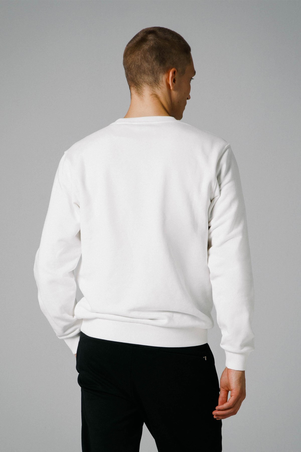 Ellesse Erkek Sweatshirt EM255-OF Beyaz