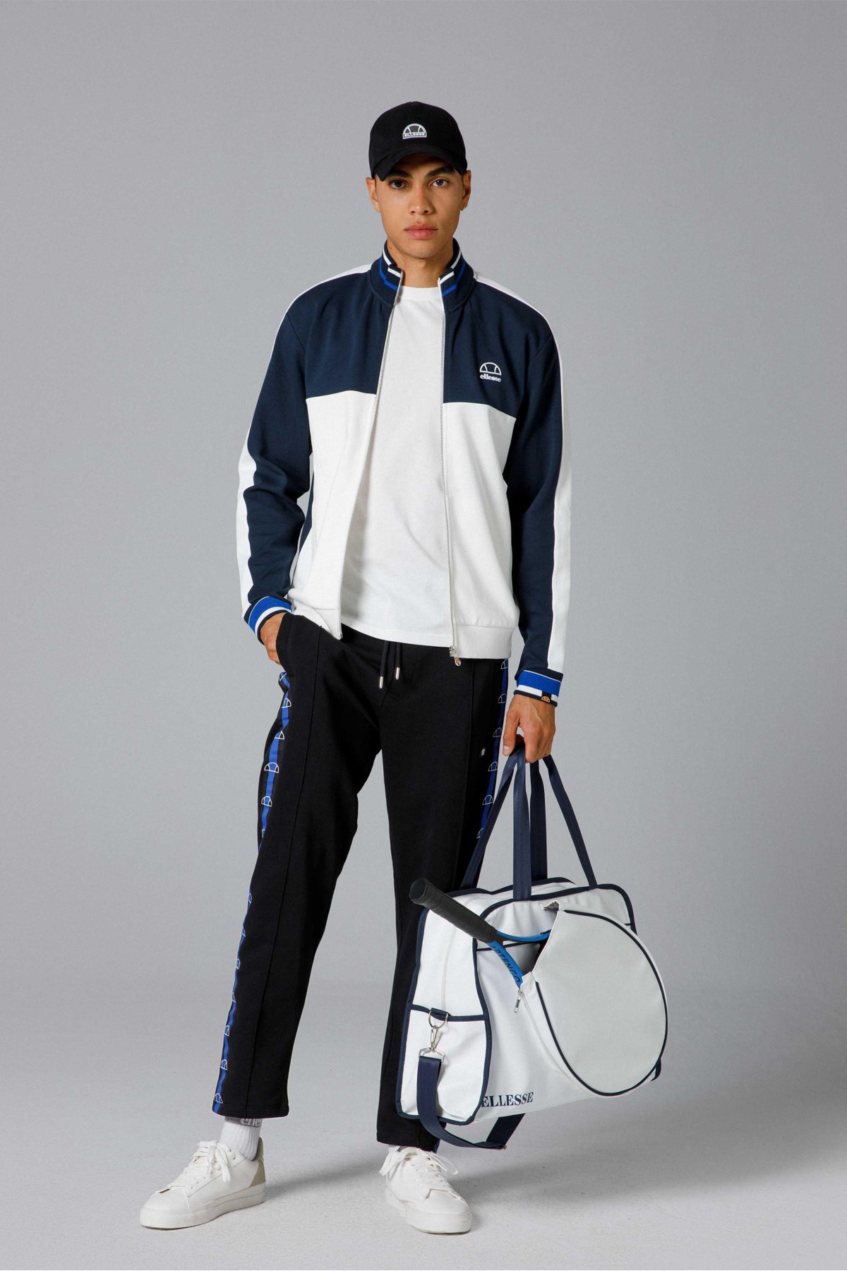 Ellesse Erkek Fermuarlı Sweatshirt EM259-NV Lacivert
