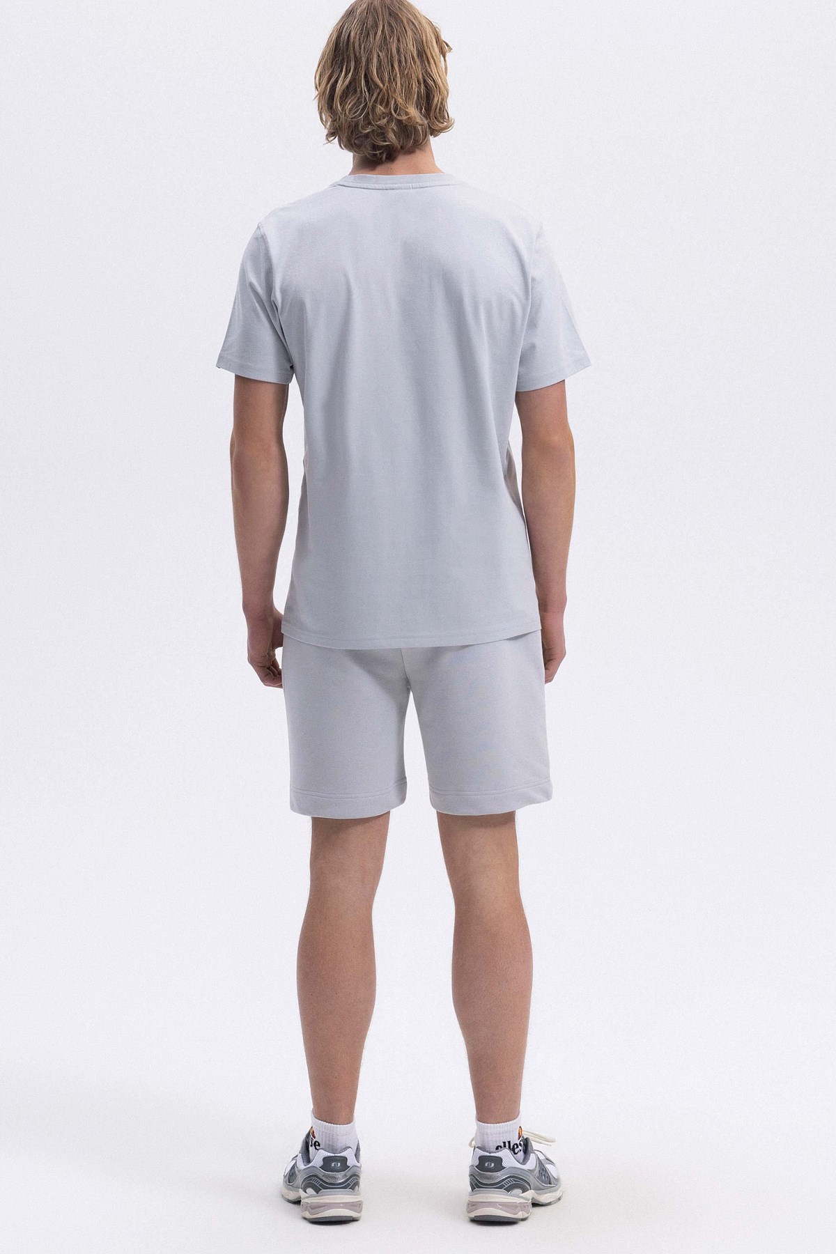 Ellesse Erkek Tişört Em462-Sgr Gri