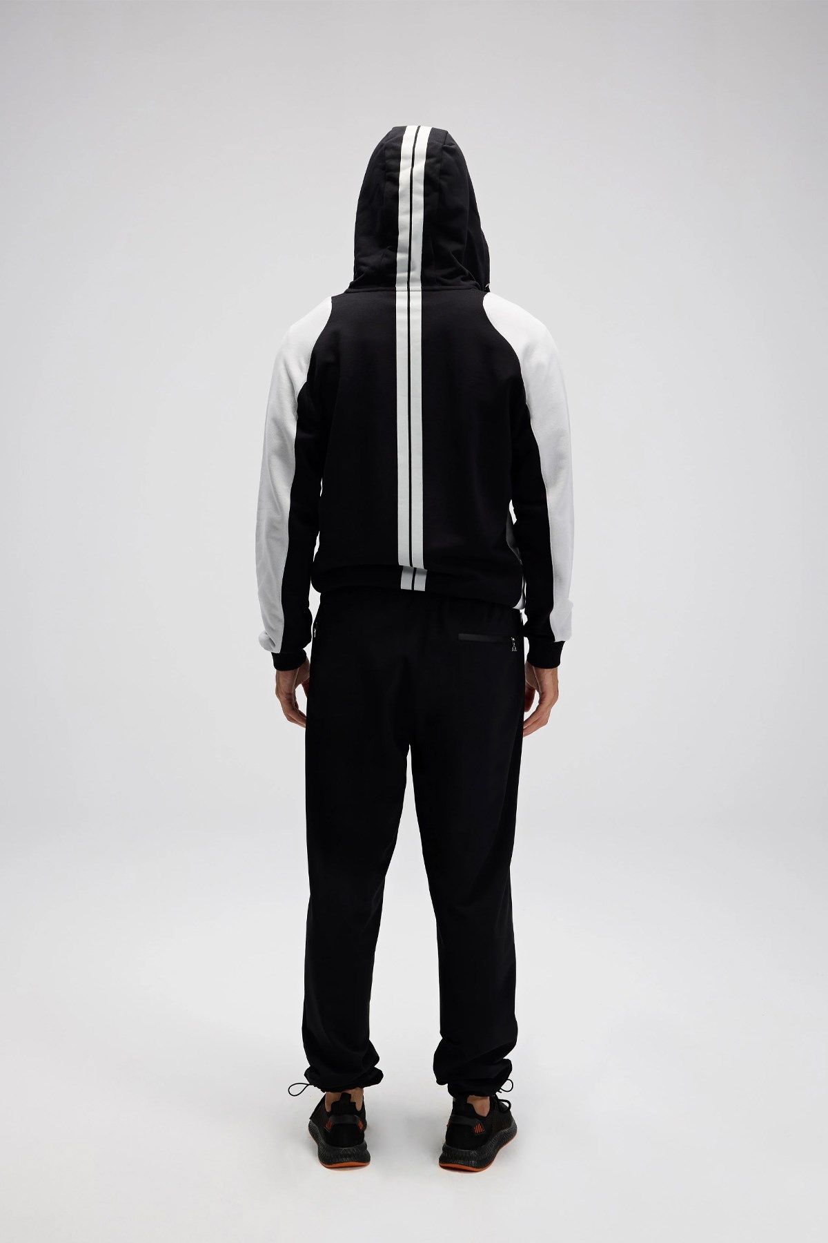 Ellesse Erkek Sweatshirt EM560-BK Siyah