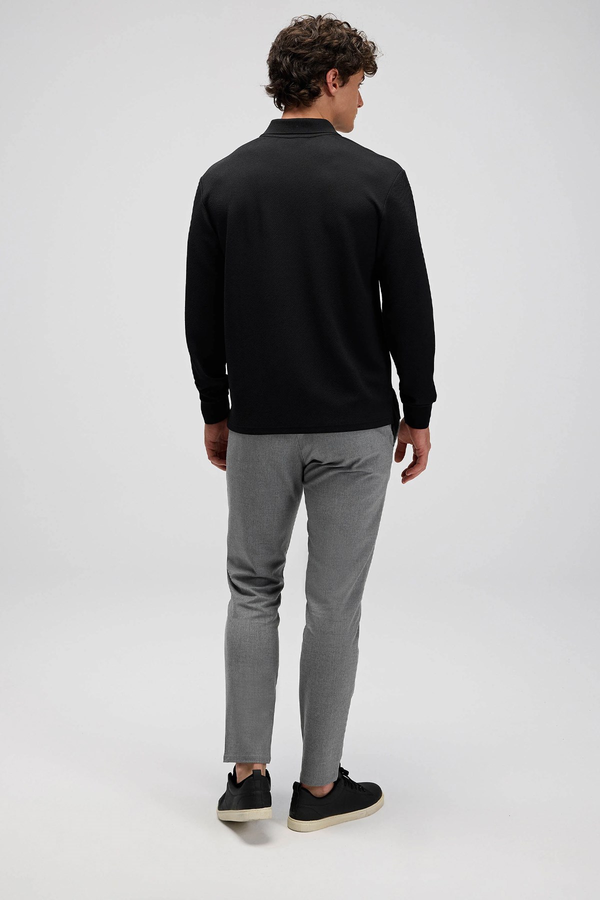 Ellesse Erkek Sweatshirt EM601-BK Siyah