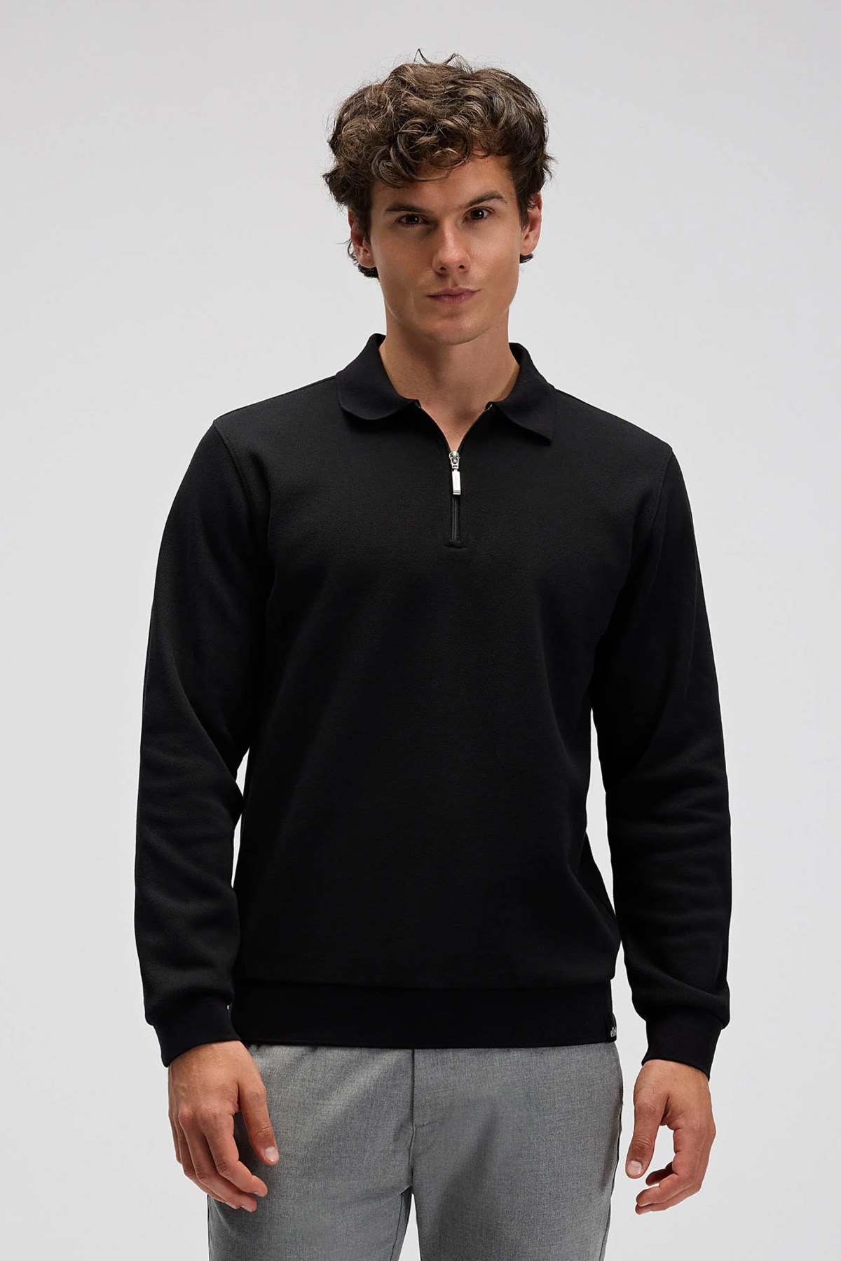 Ellesse Erkek Sweatshirt EM602-BK Siyah
