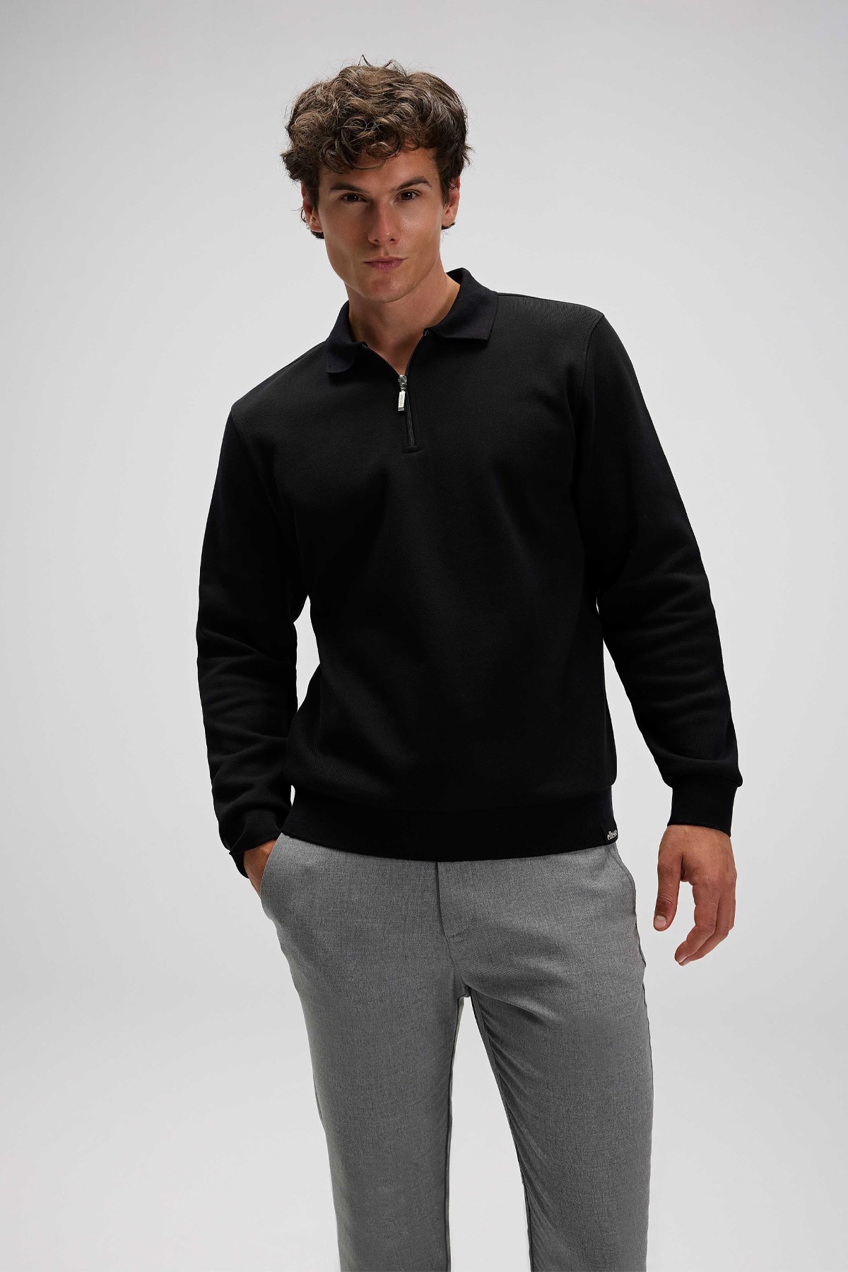 Ellesse Erkek Sweatshirt EM602-BK Siyah