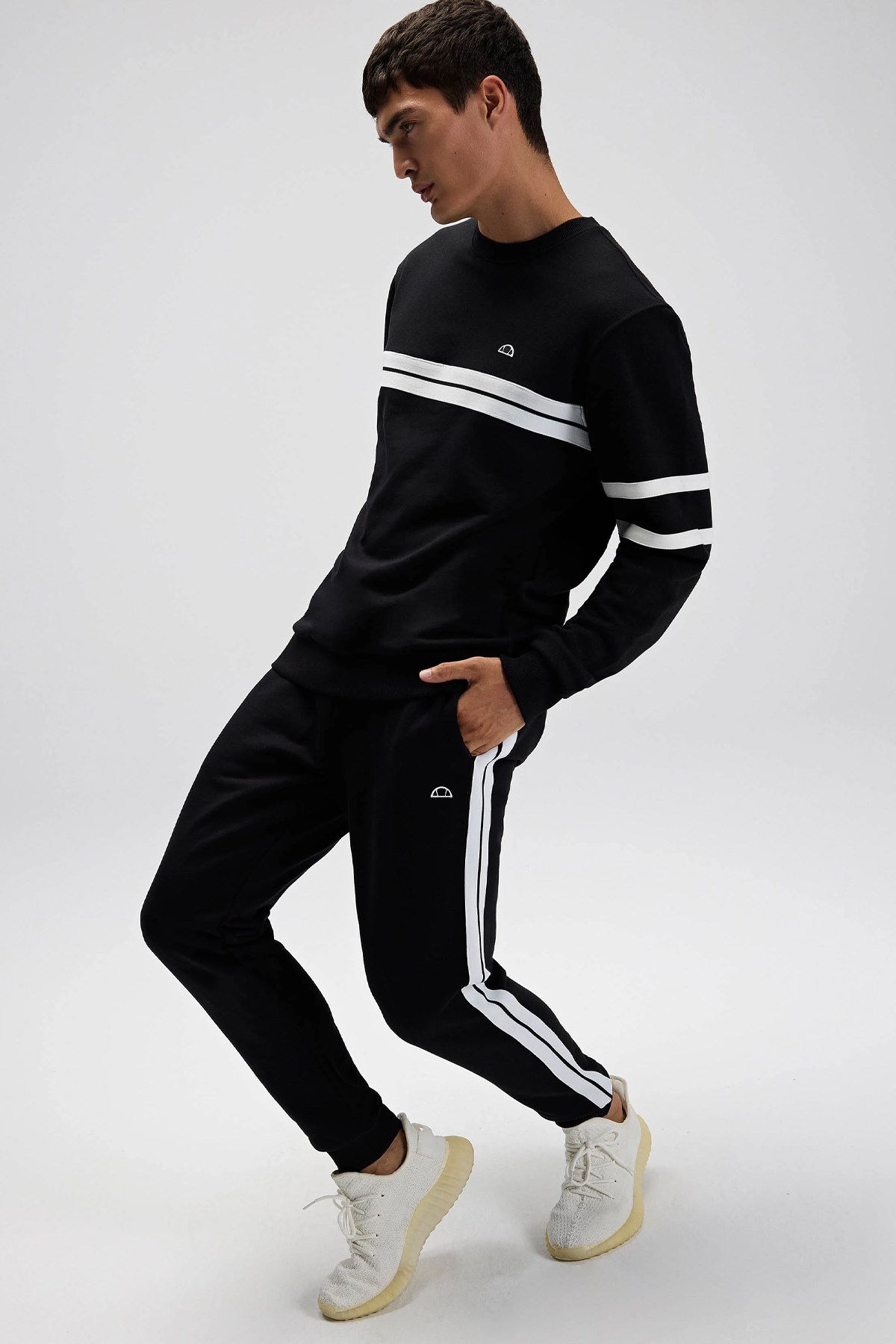 Ellesse Erkek Sweatshirt EM618-BK Siyah