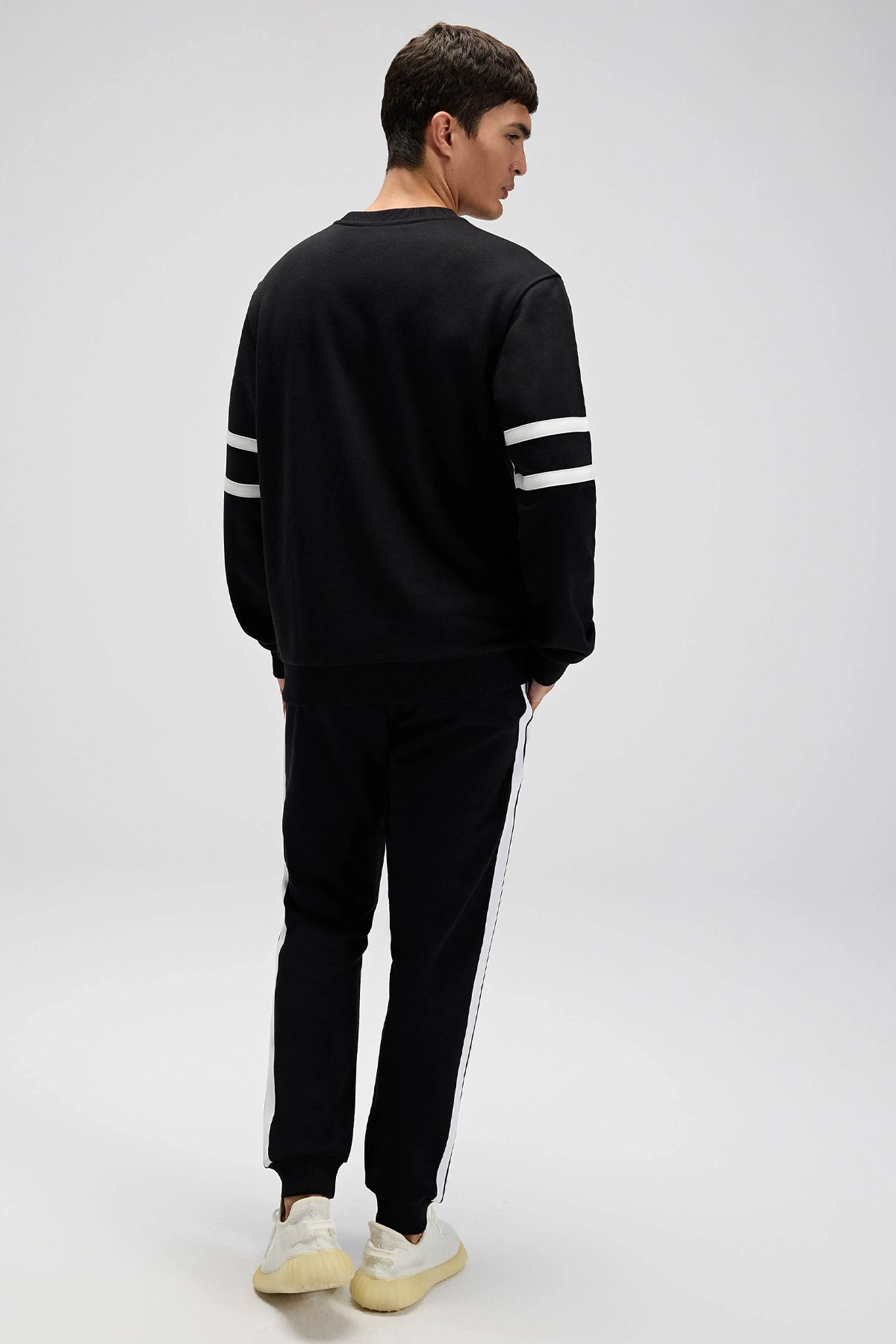 Ellesse Erkek Sweatshirt EM618-BK Siyah