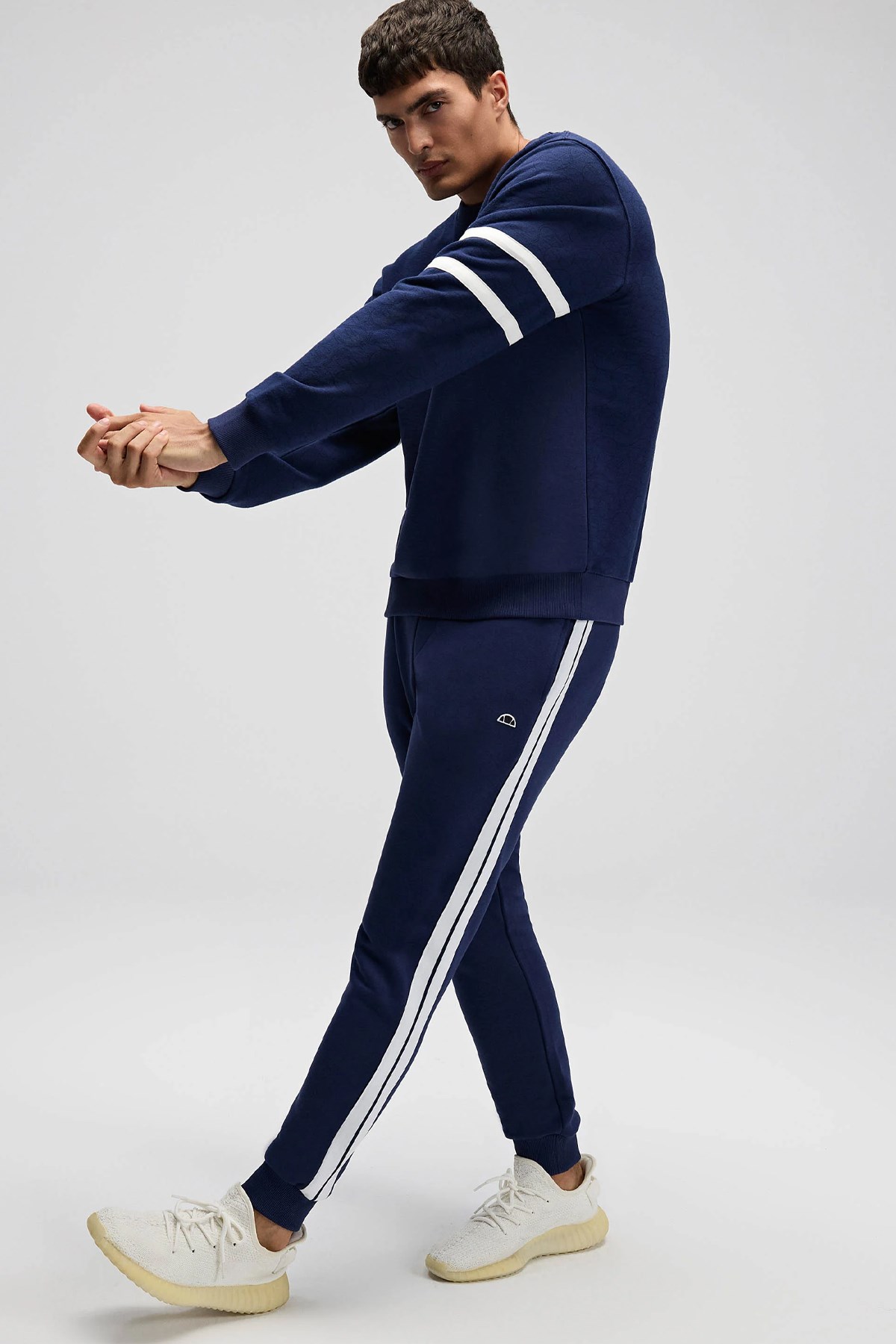 Ellesse Erkek Sweatshirt EM618-NV Lacivert