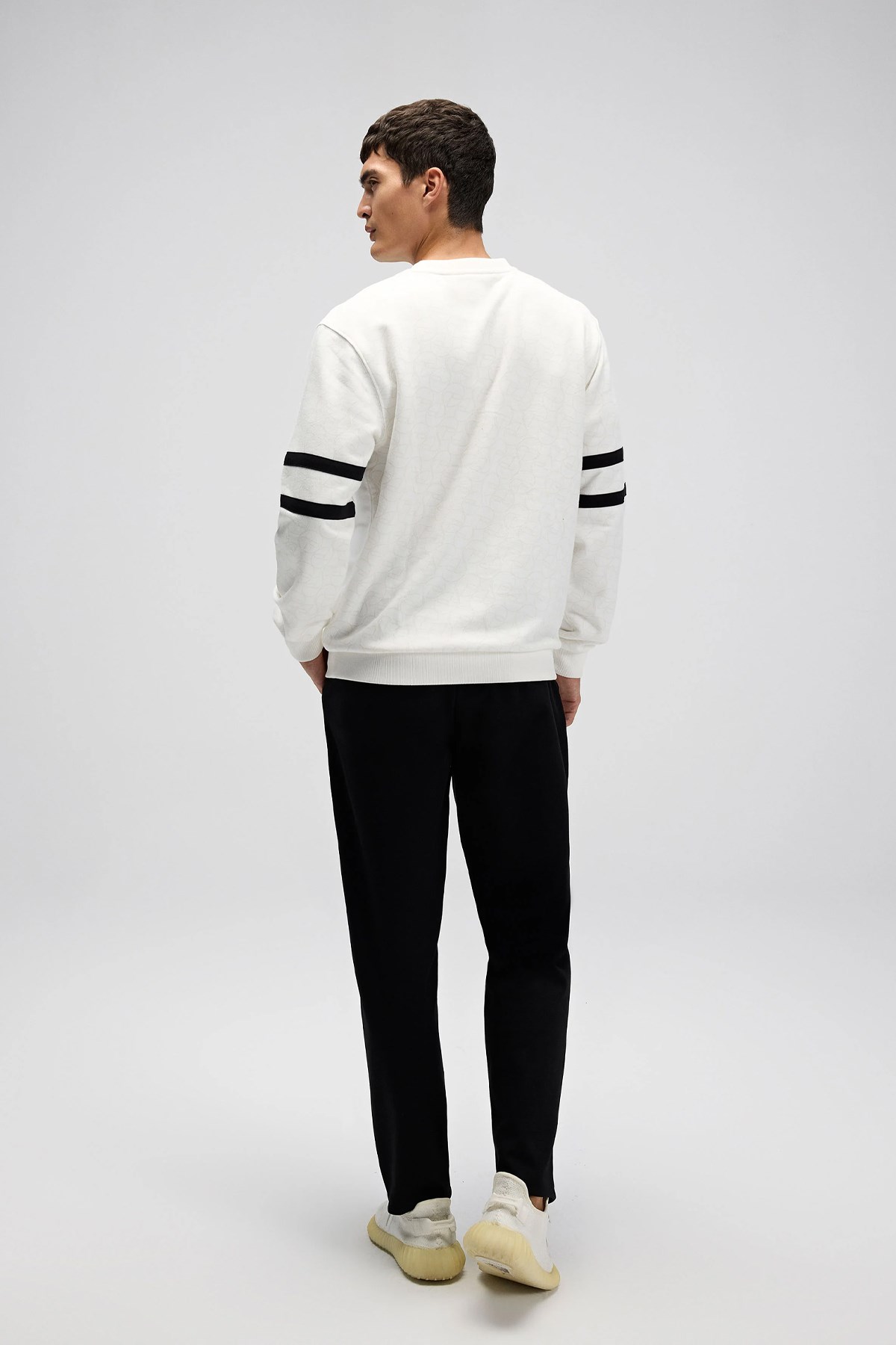 Ellesse Erkek Sweatshirt EM618-OF Beyaz