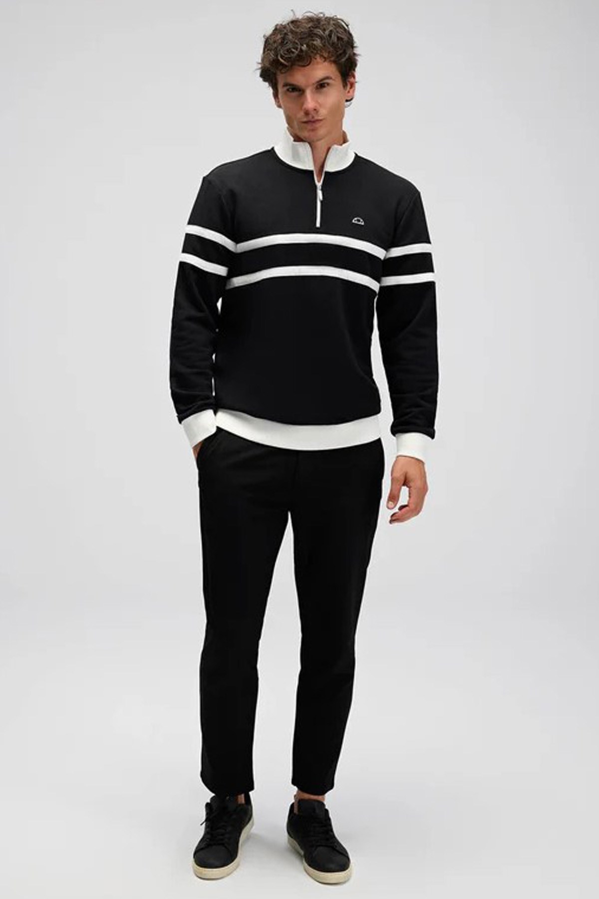 Ellesse Erkek Sweatshirt EM619-BK Siyah