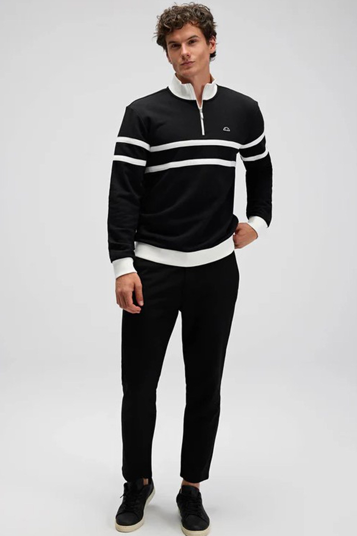 Ellesse Erkek Sweatshirt EM619-BK Siyah